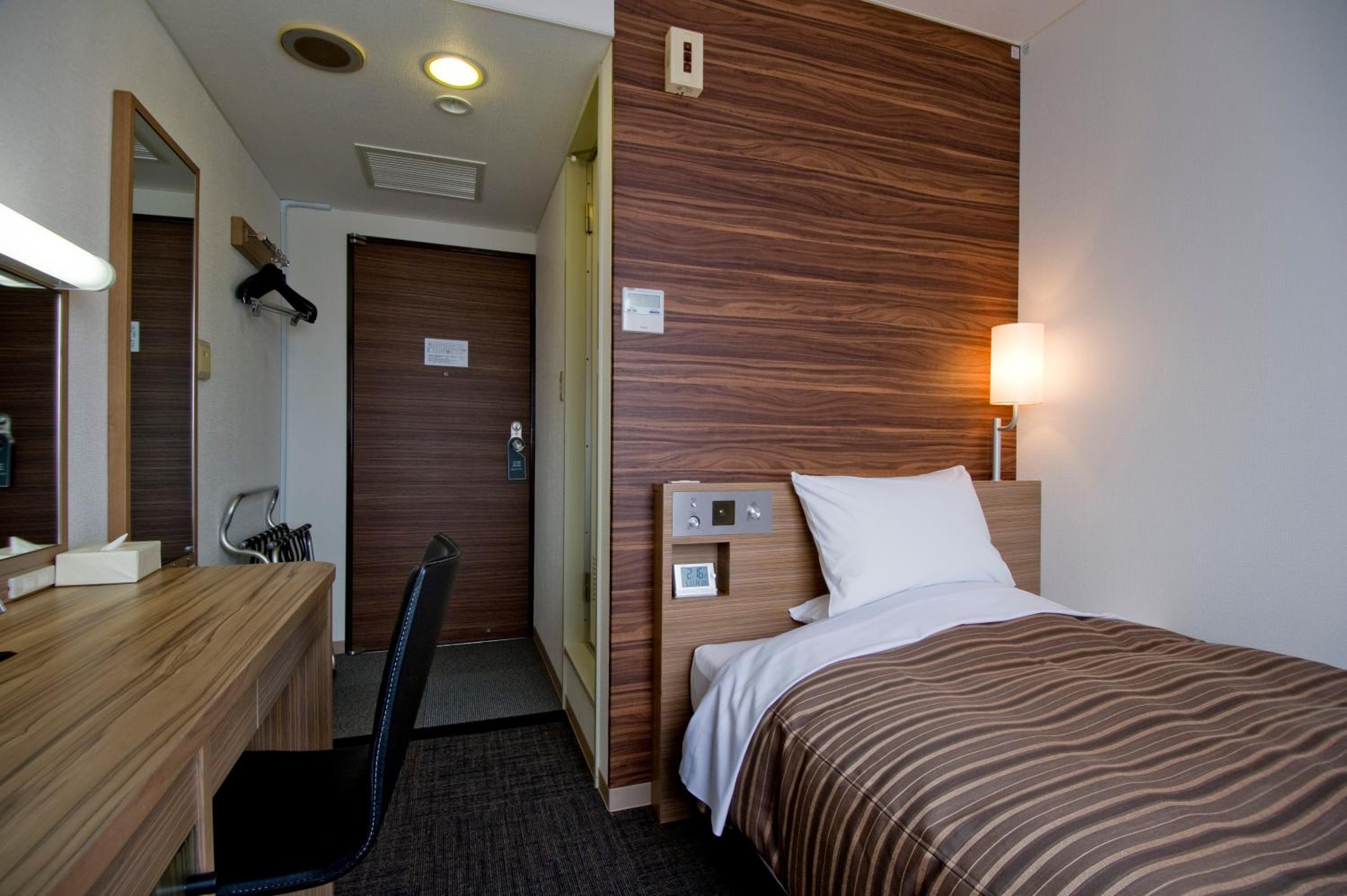 Standard Single Room - Non-Smoking photo 1