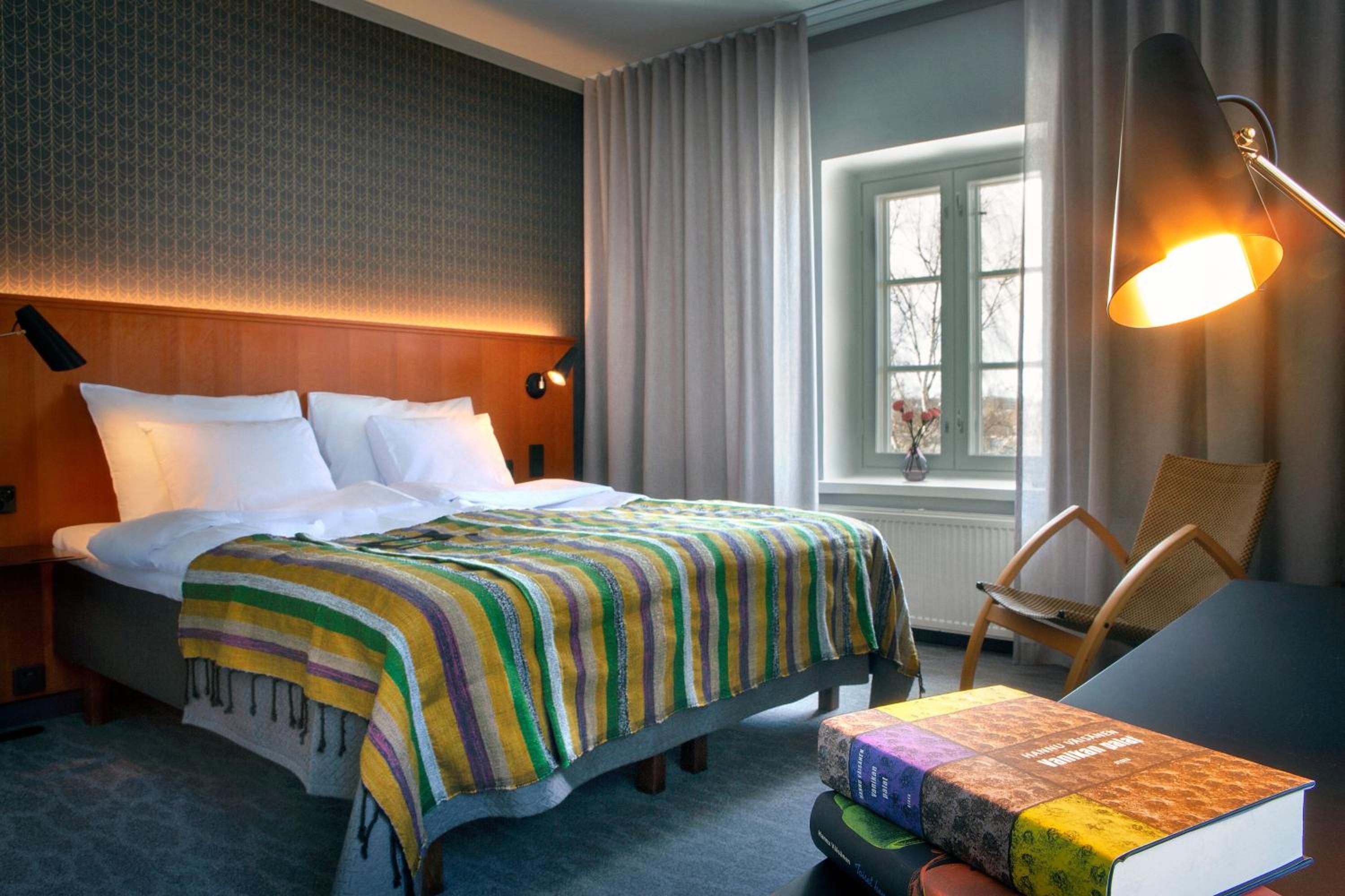 Deluxe Double or Twin Room - Photo 6