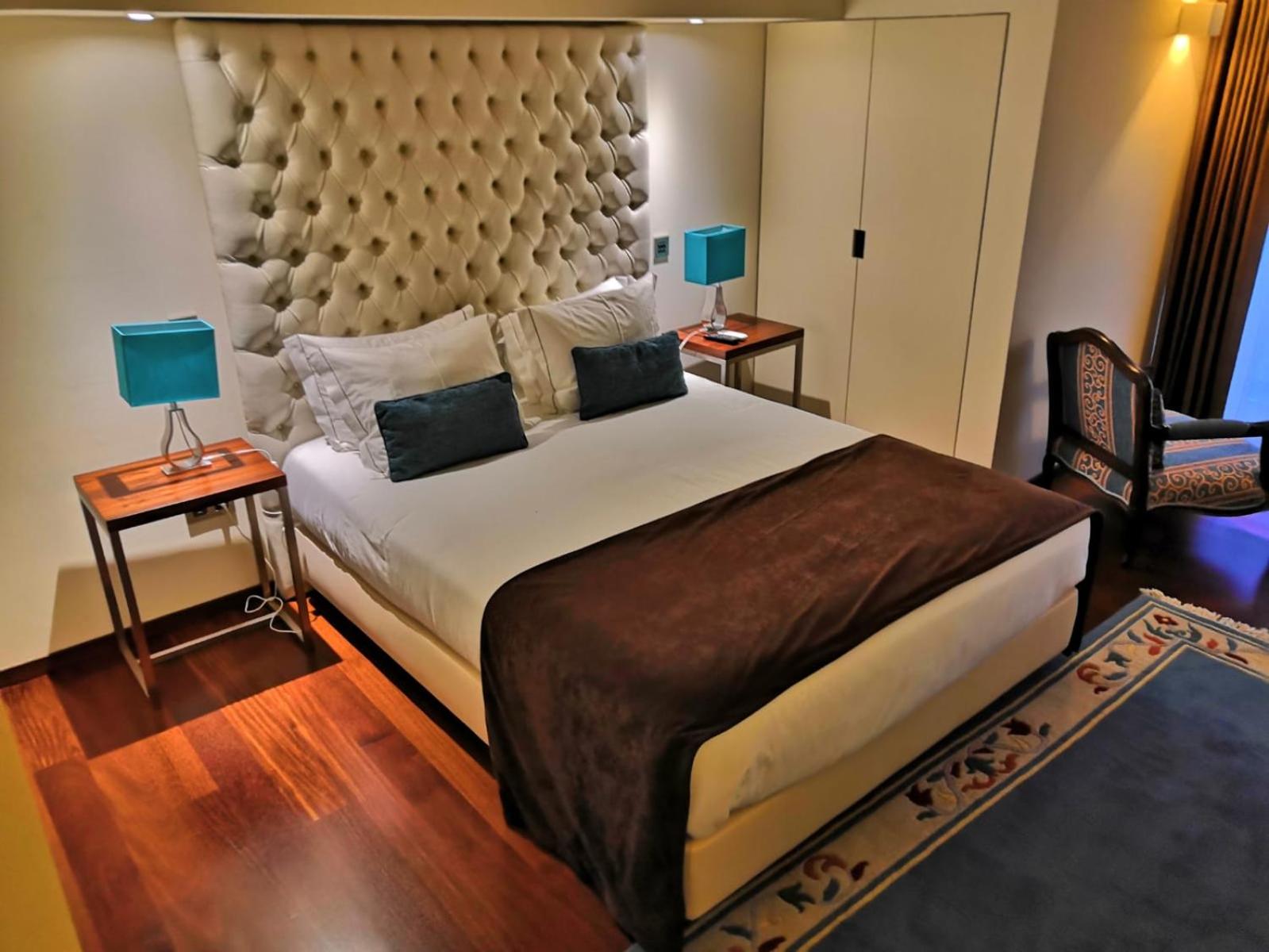 King Room with Mountain View