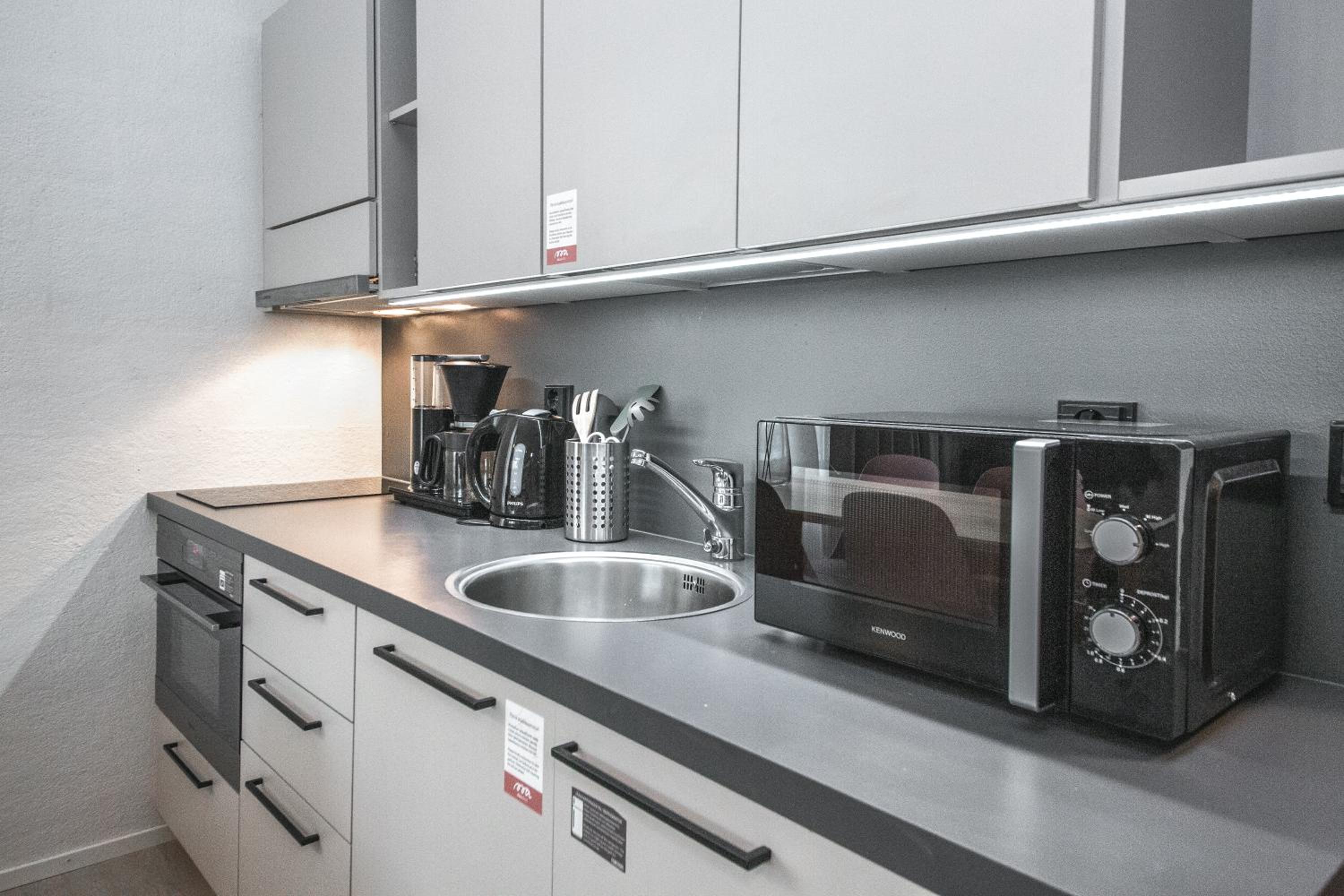Studio Apartment - Photo 4