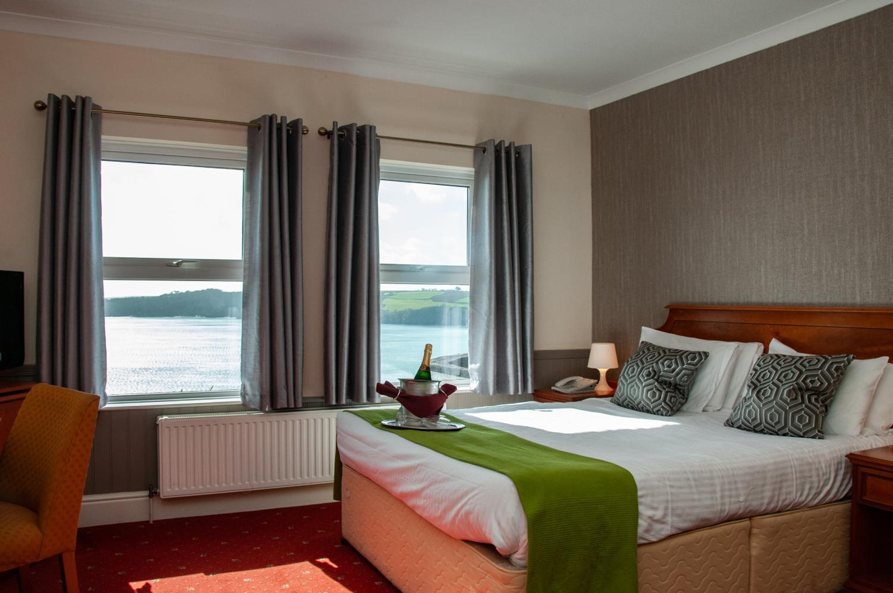 Double Room with Sea View photo 2