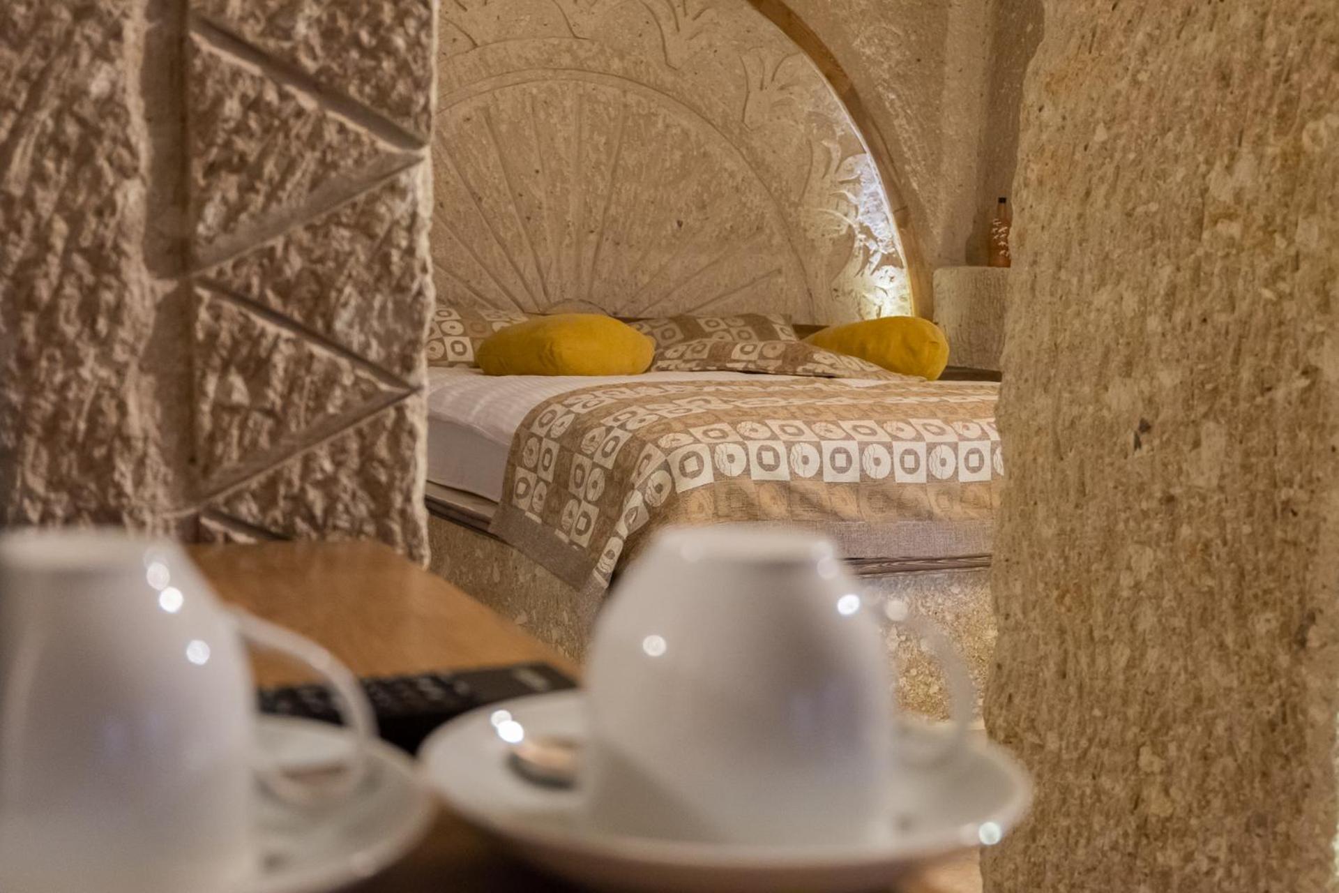 King Room with Spa Bath