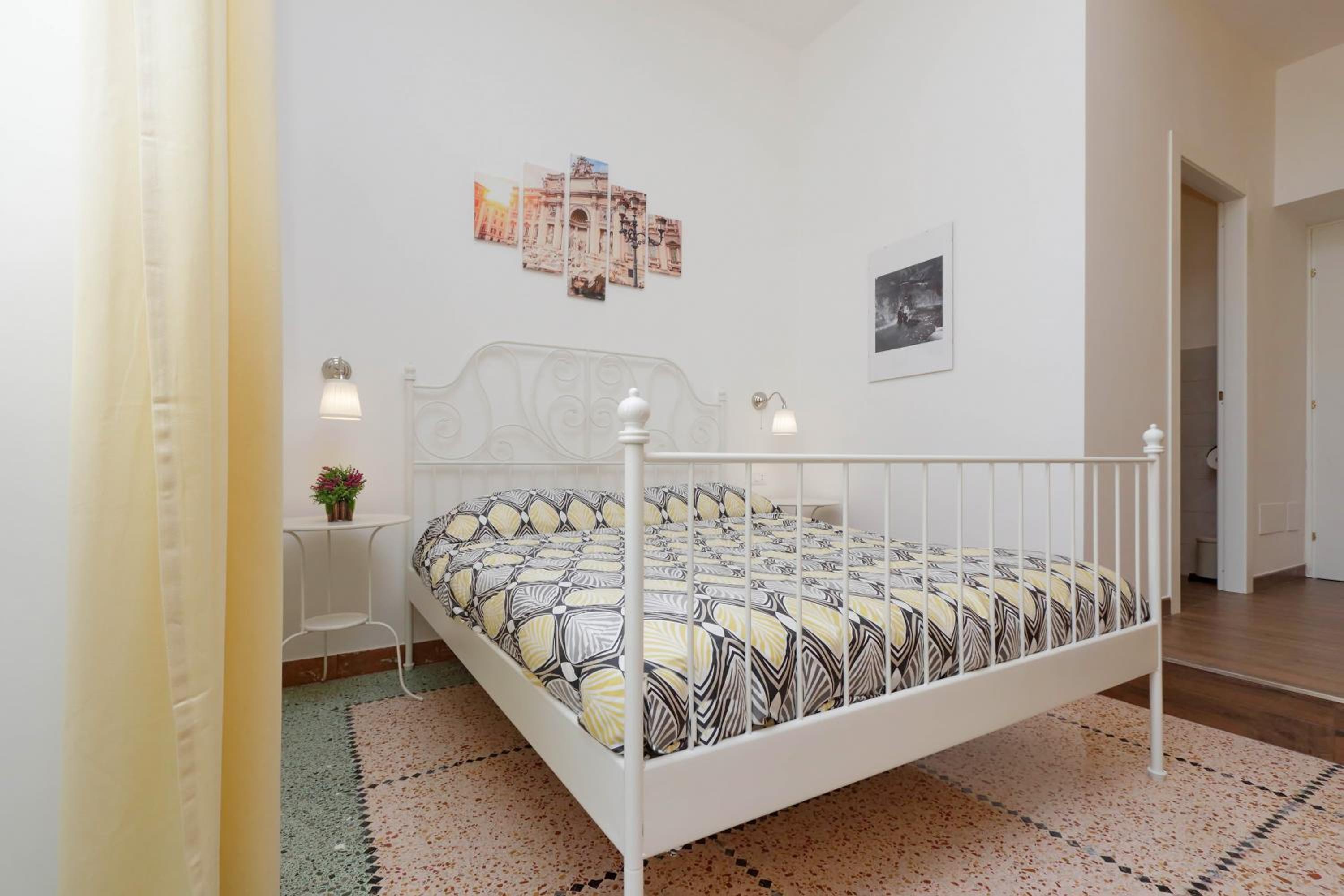 Large Double Room with Garden View photo 2
