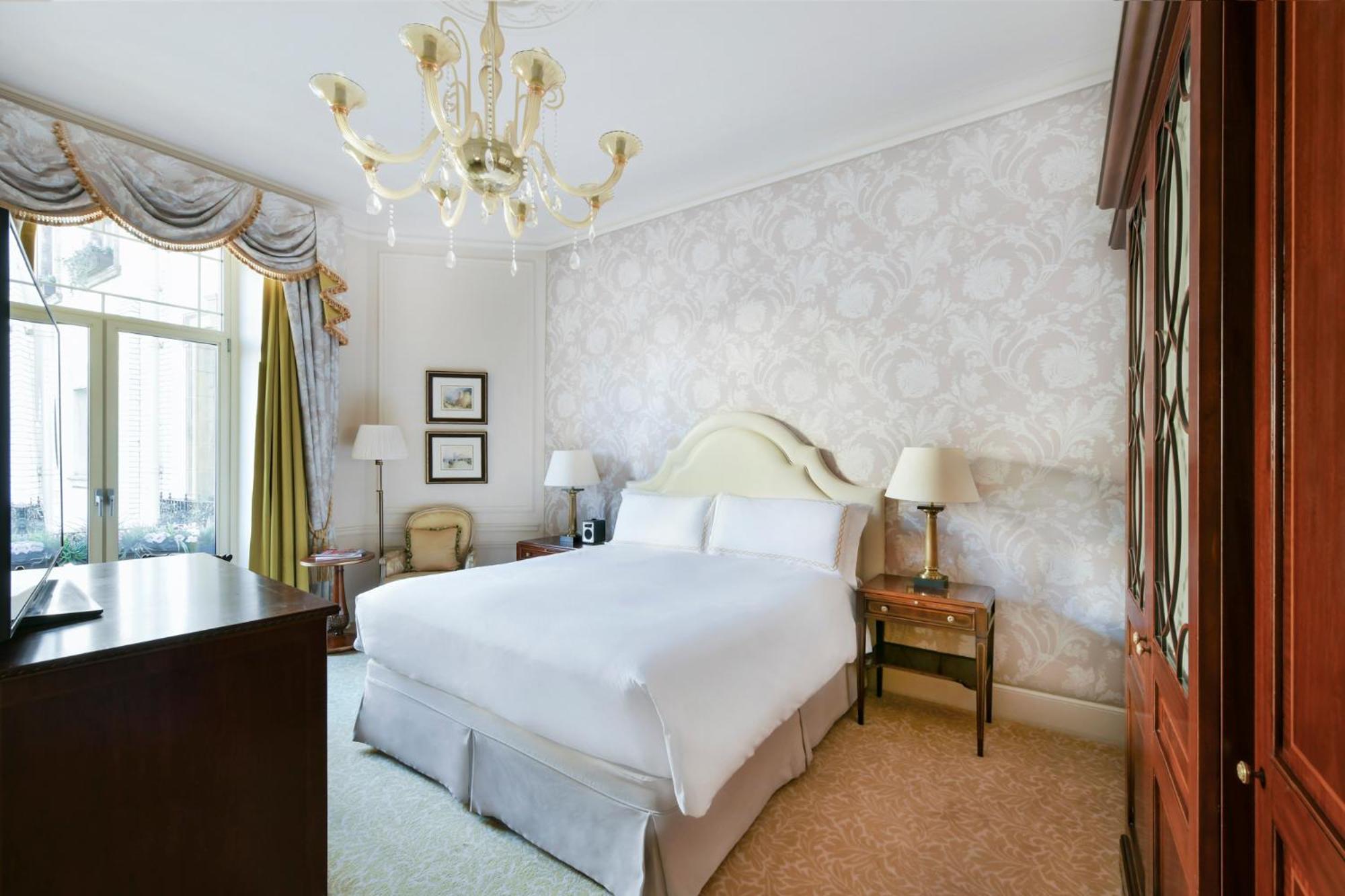Heritage Deluxe King Room