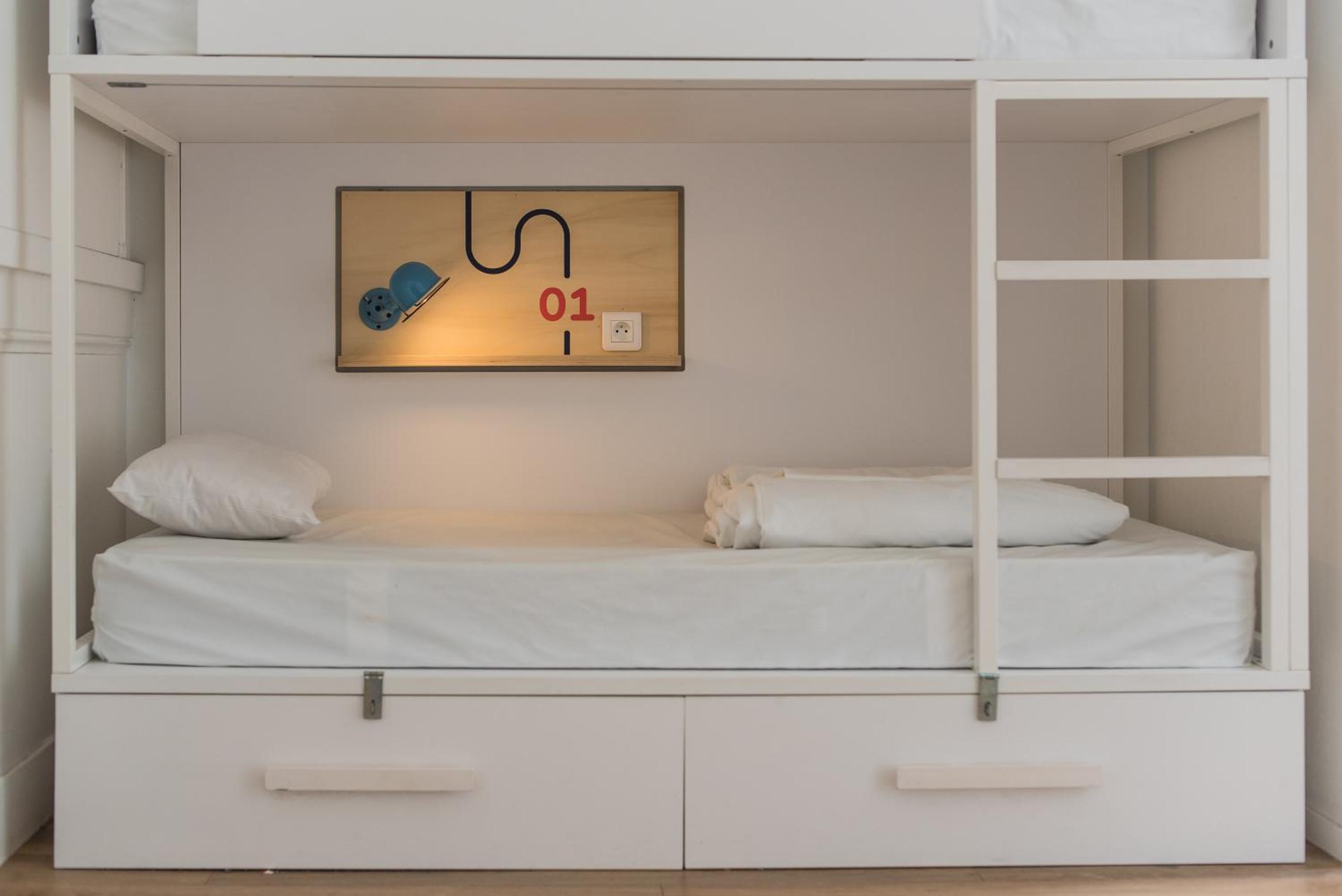 Bunk Bed in 4-Bed Mixed Dormitory Room