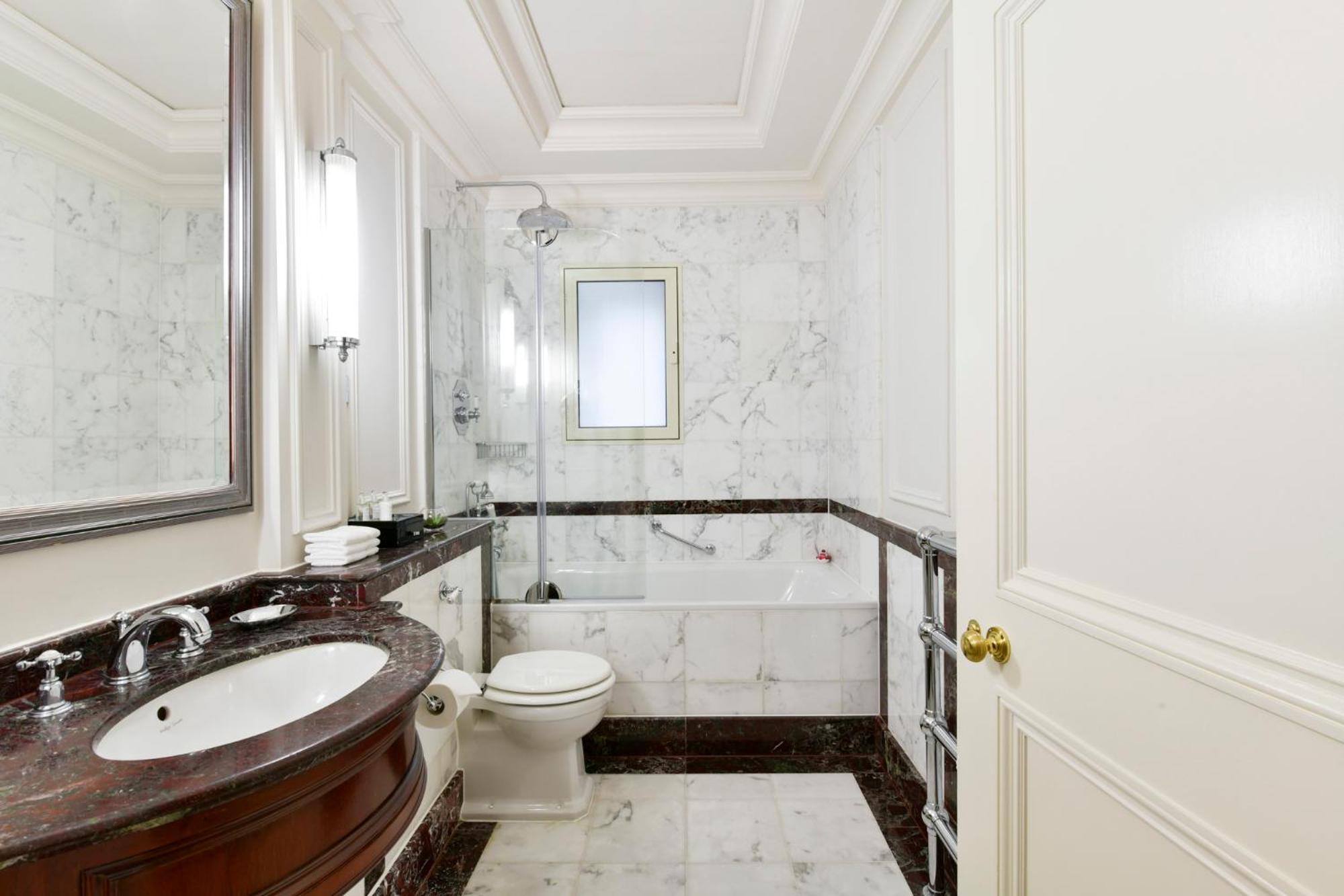 Luxury Double Room with Two Double Beds