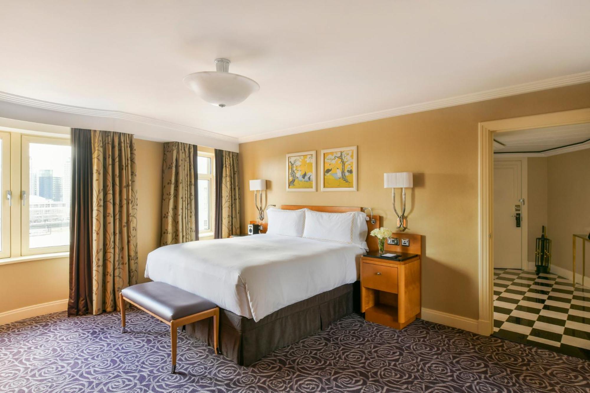 Personality Partial River View Suite