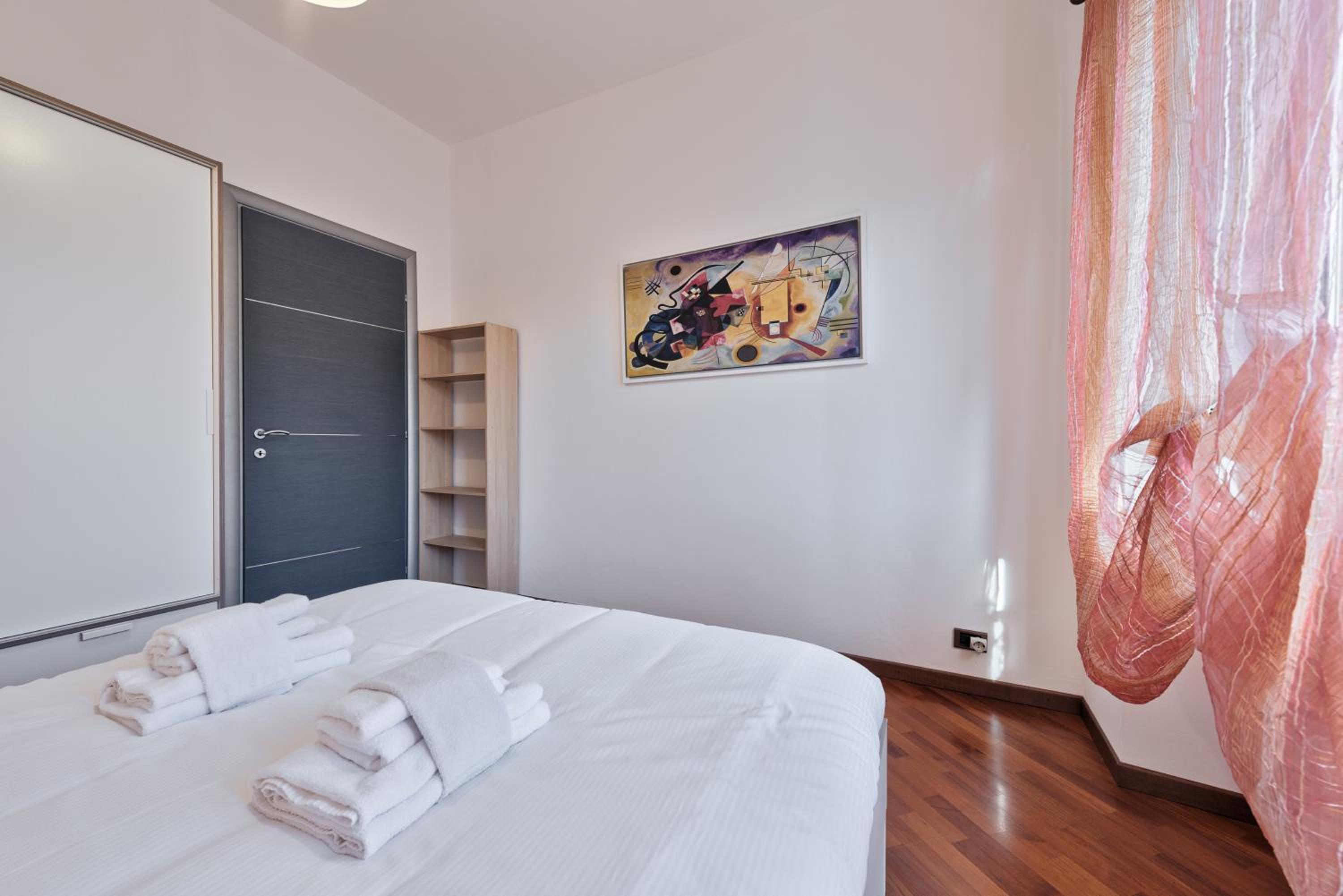 Apartment - Photo 17