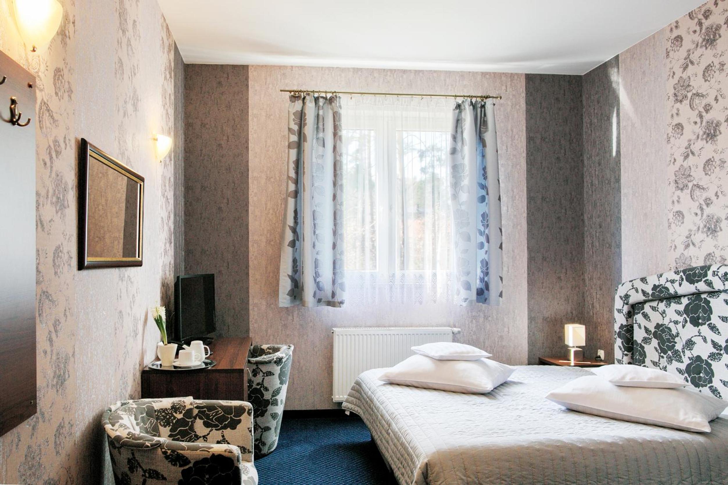 Deluxe Double or Twin Room photo 2