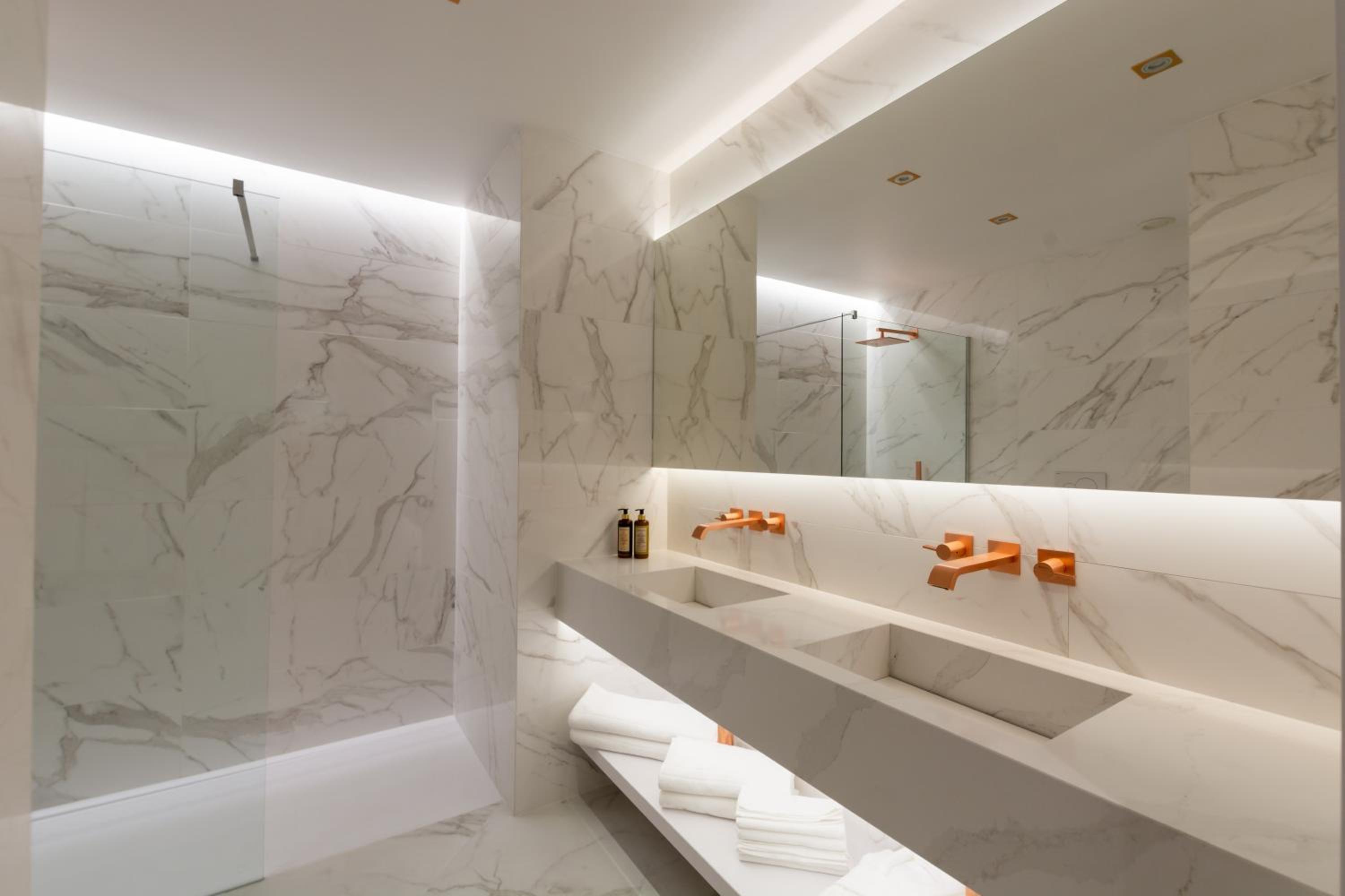 One-Bedroom Apartment - Photo 9