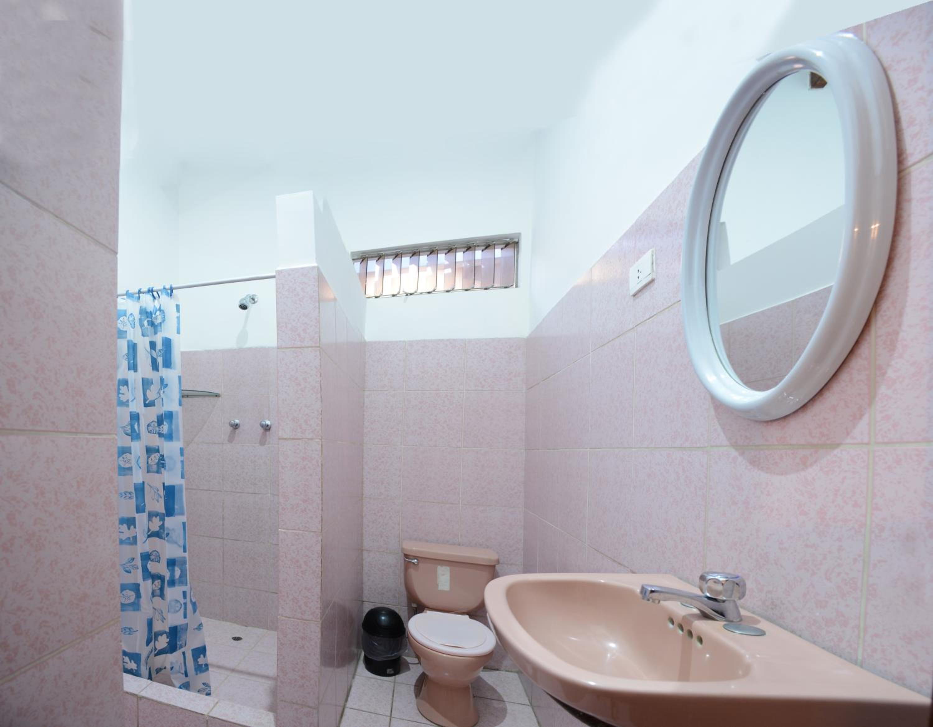 Twin Room with Bathroom photo 2