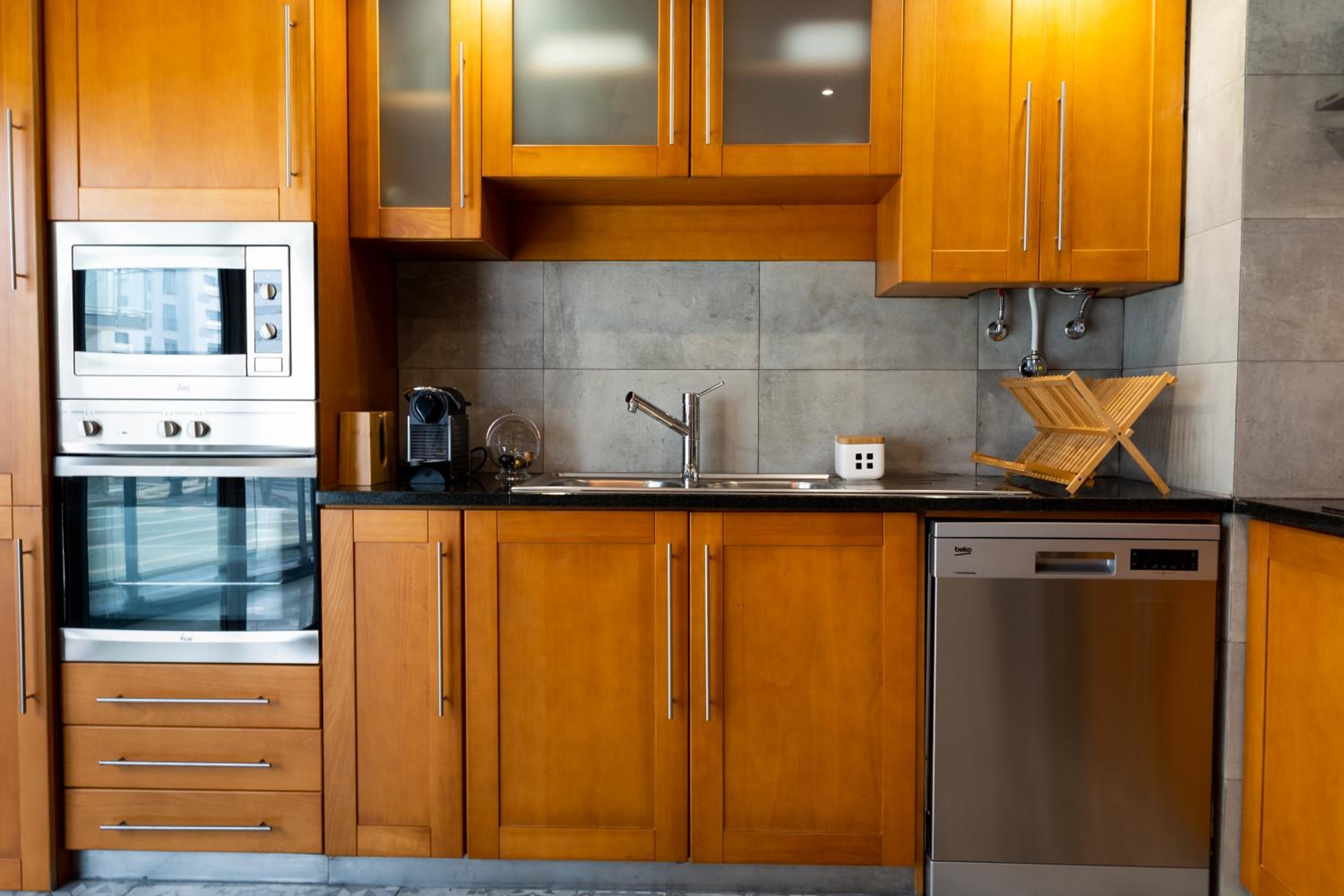 One-Bedroom Apartment - Photo 16