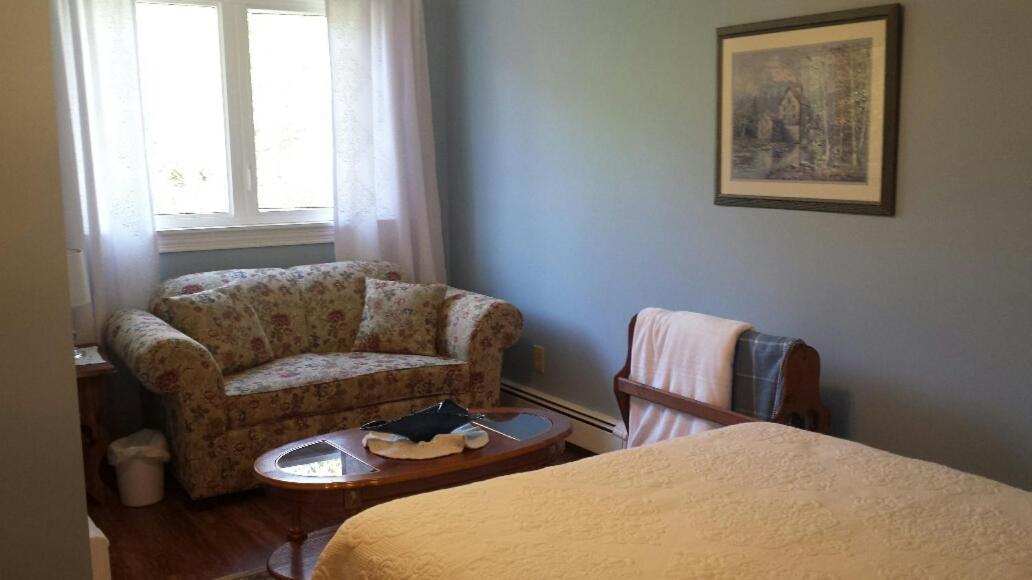 Deluxe Double Room With Shower photo 3