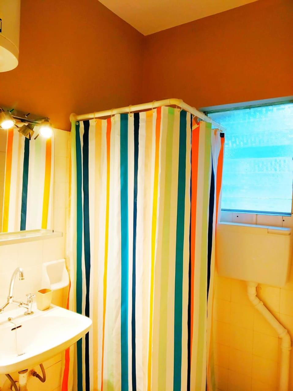Studio Apartment - Photo 3