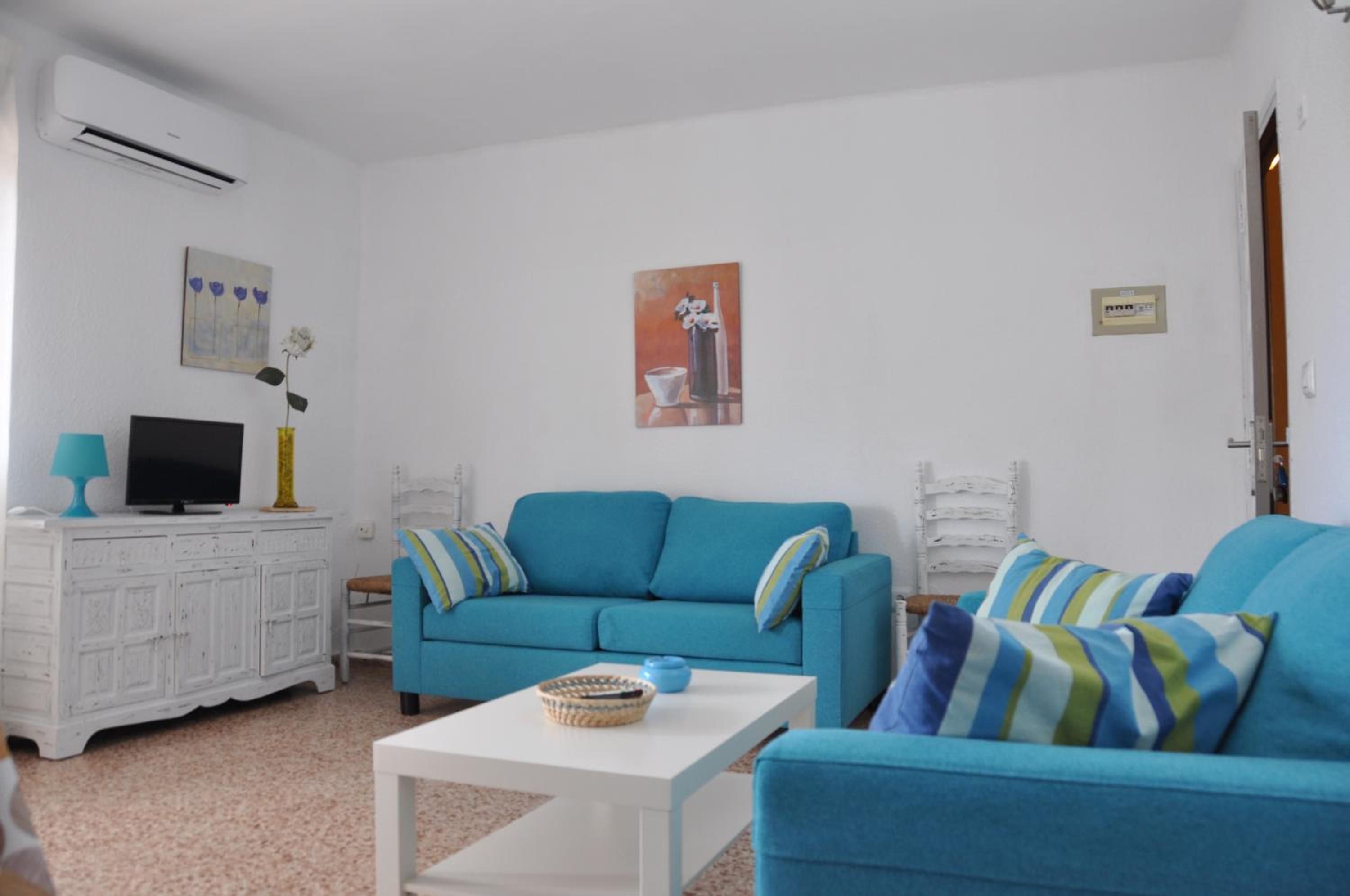 Apartamento de tres habitaciones - Planta Baja