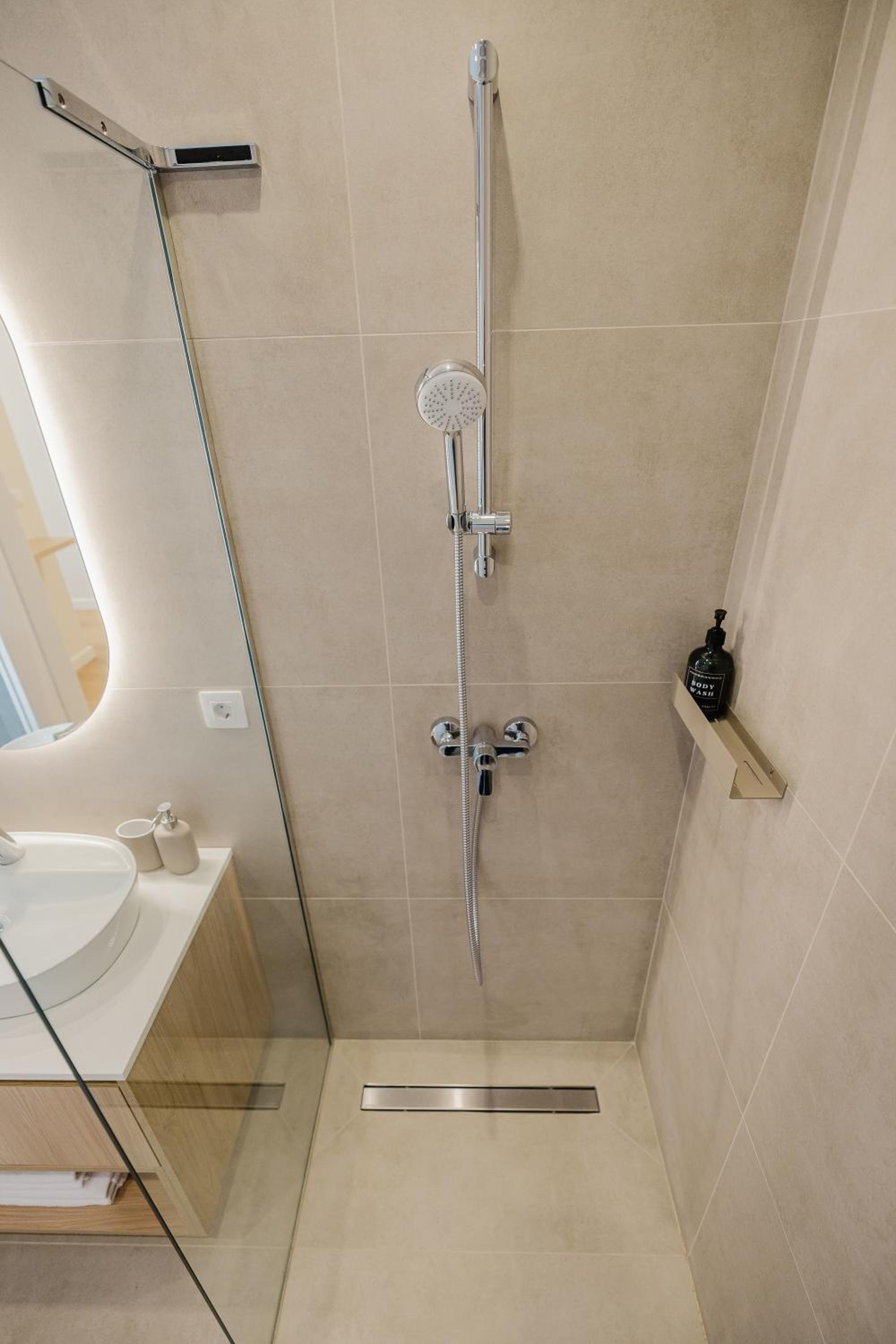Superior Apartment photo 2
