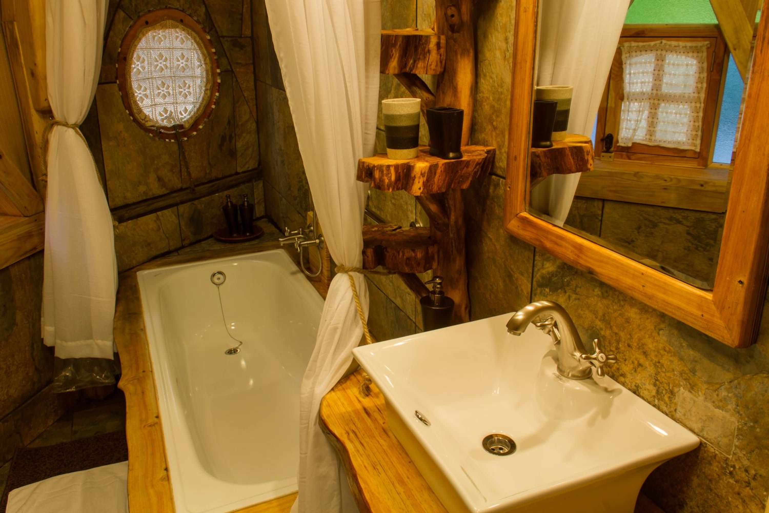 Deluxe Family Suite photo 2