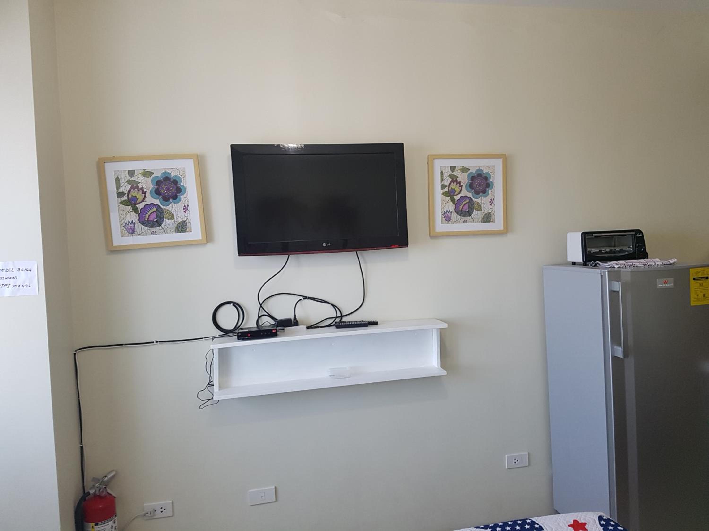 Studio Apartment - Photo 10