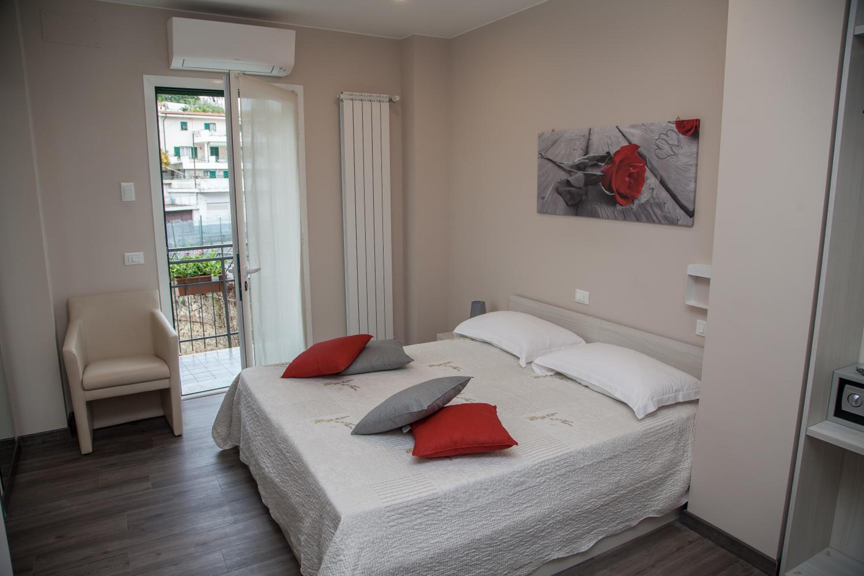 Deluxe Double or Twin Room with Garden View - Photo 6