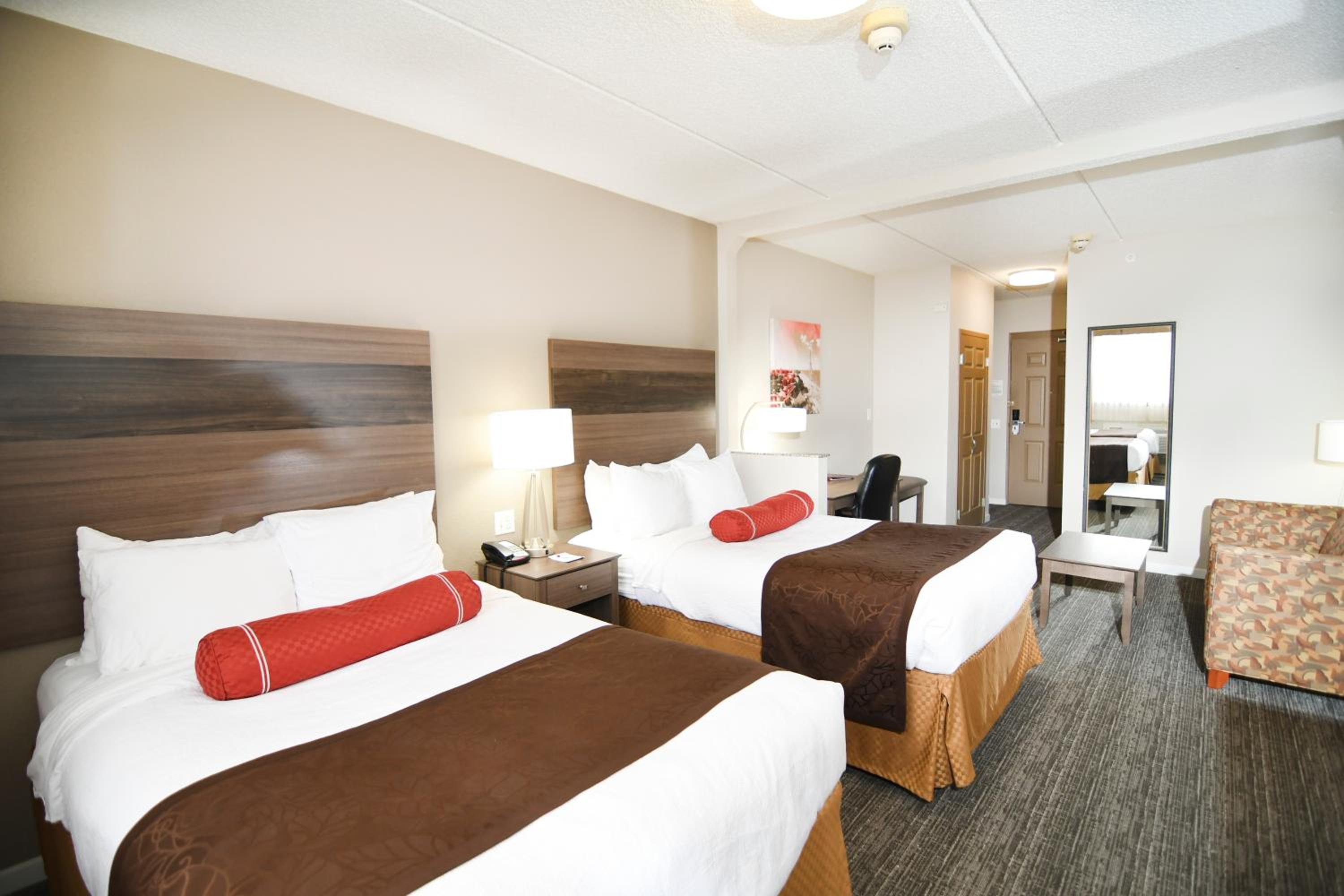 Double Suite with Two Double Beds - Non-Smoking - Photo 6
