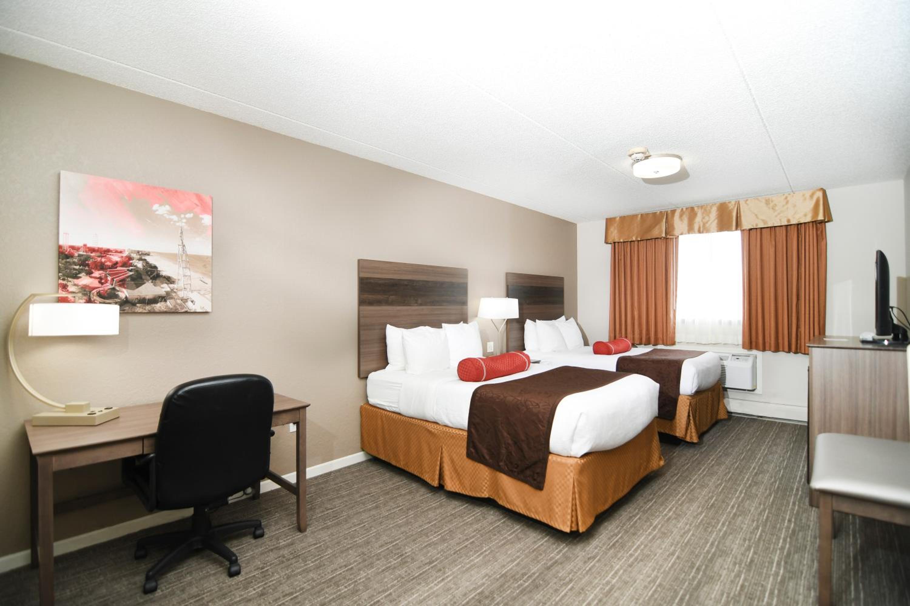Double Suite with Two Double Beds - Non-Smoking - Photo 3