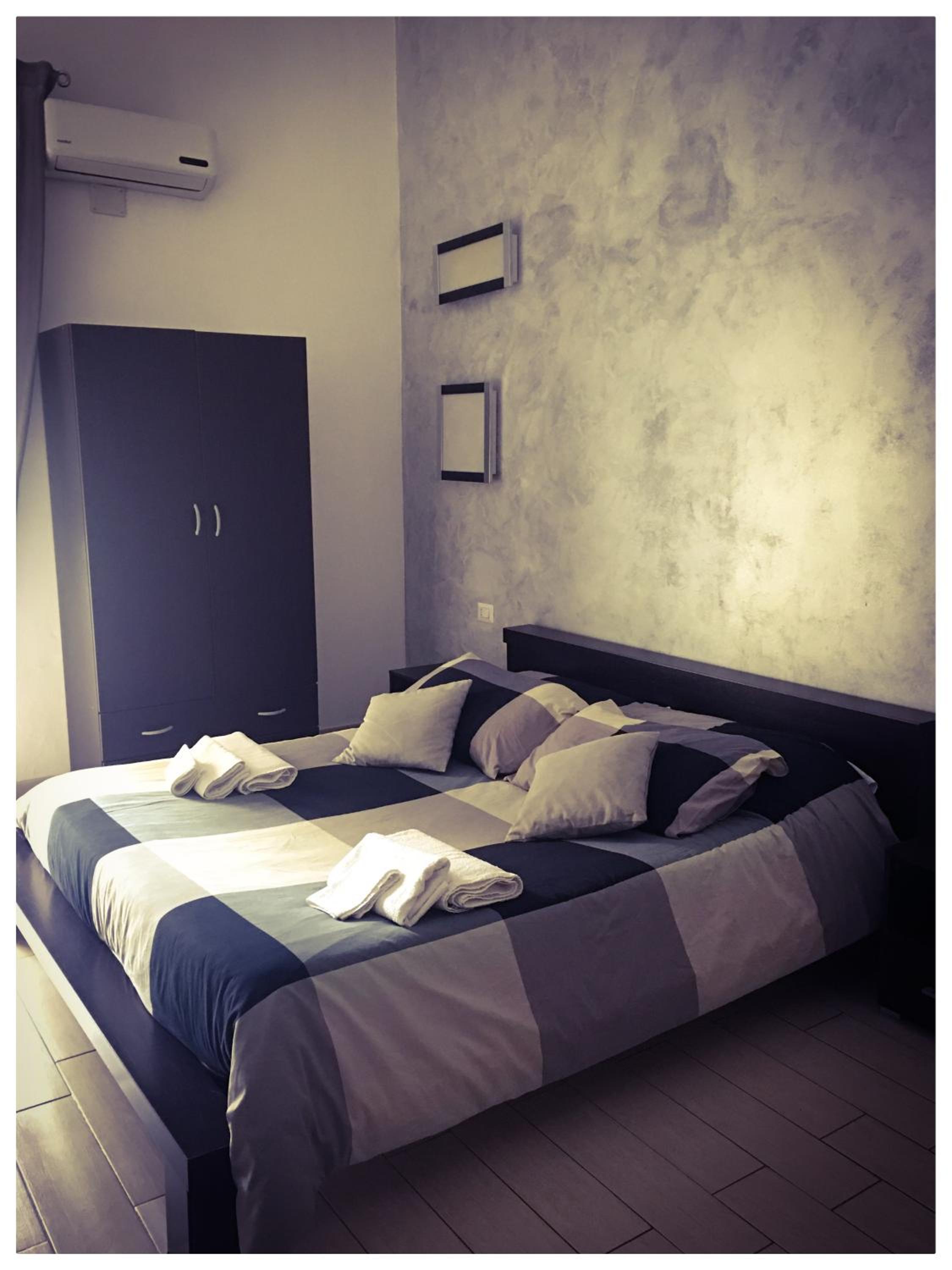 Double Room - Photo 3