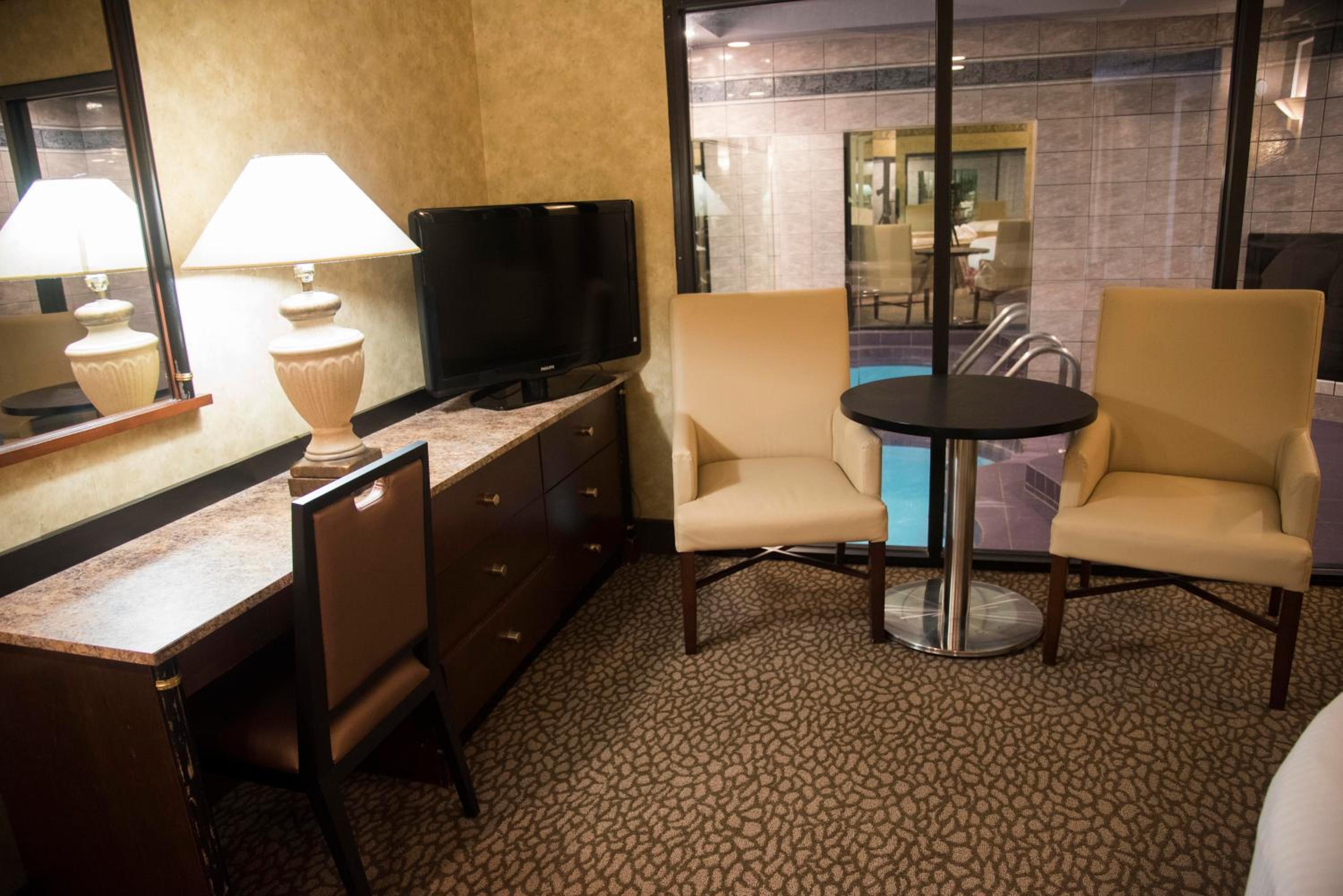Diana's Oasis Suite - Photo 3