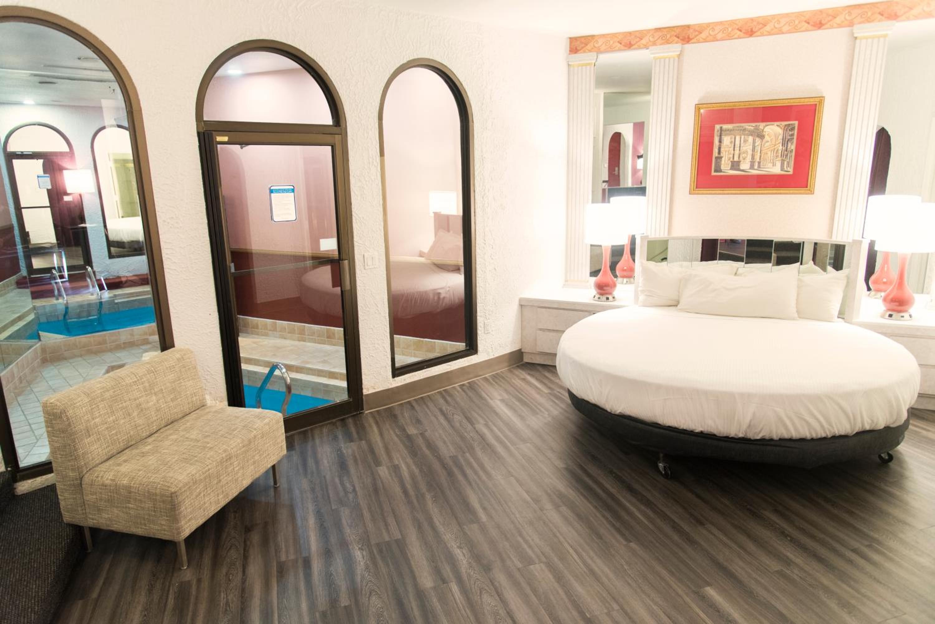 Garden of Eden Apple Suite - Photo 1