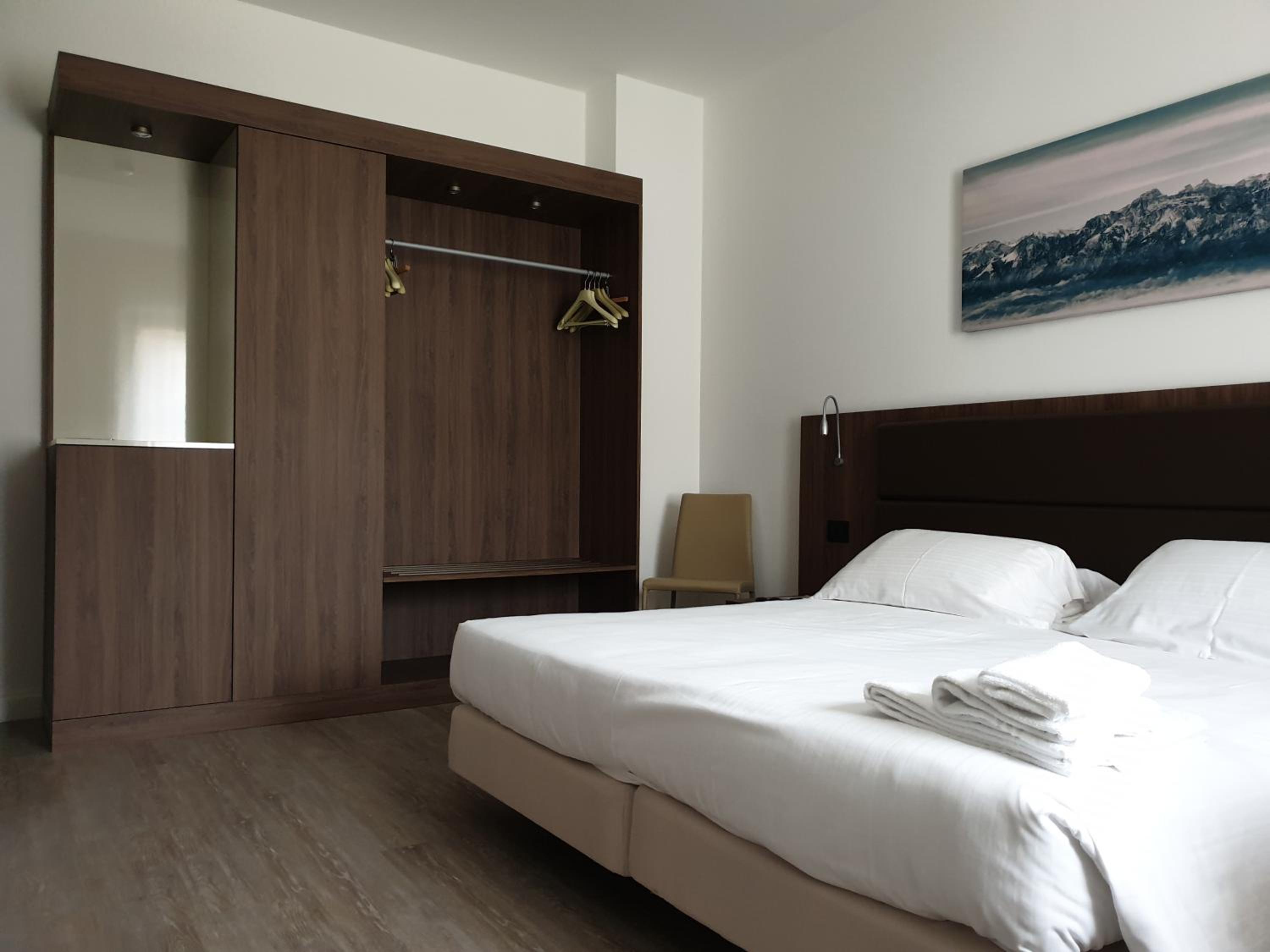 Standard Double Room photo 1