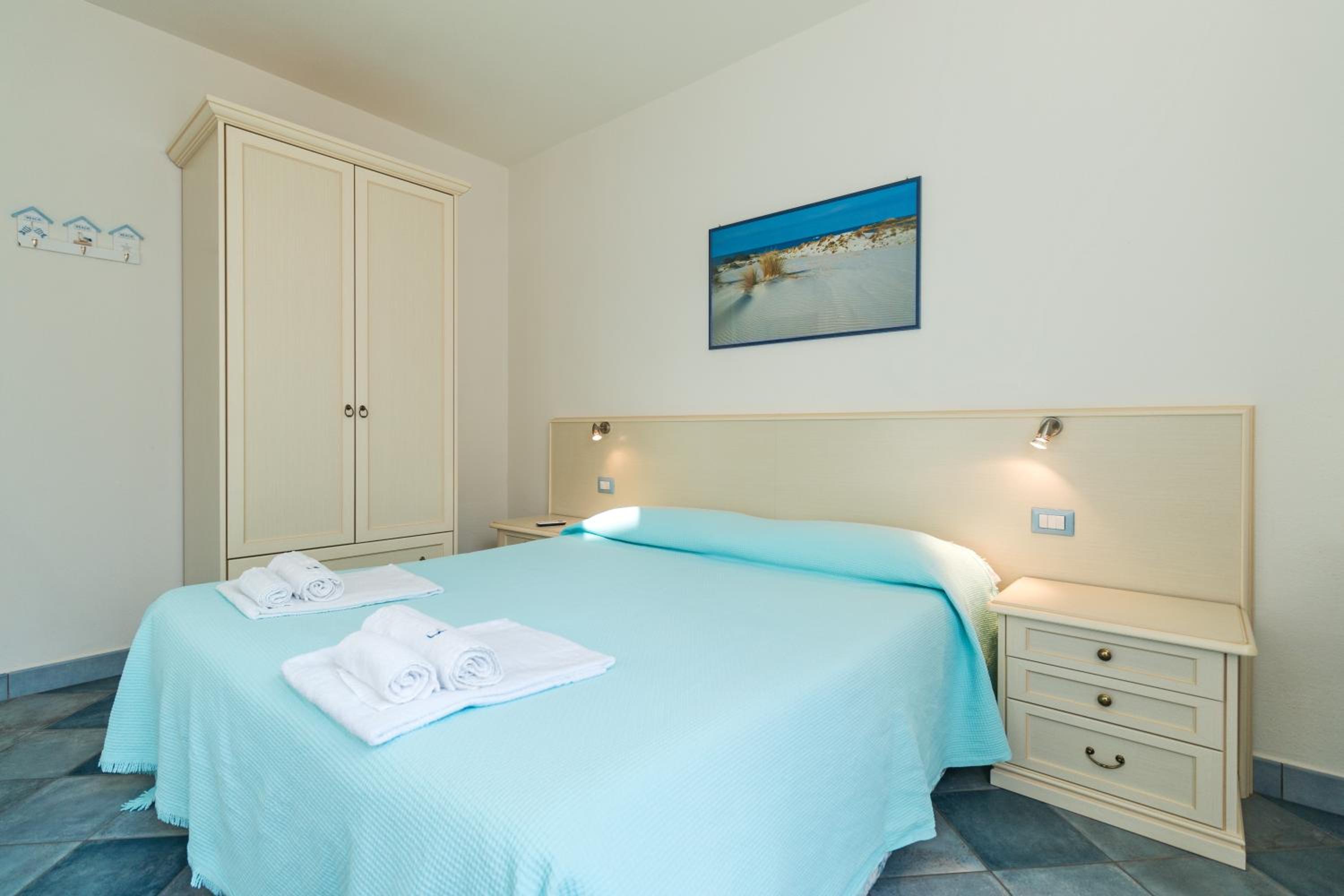 One-Bedroom Apartment (2 Adults) - Sisine
