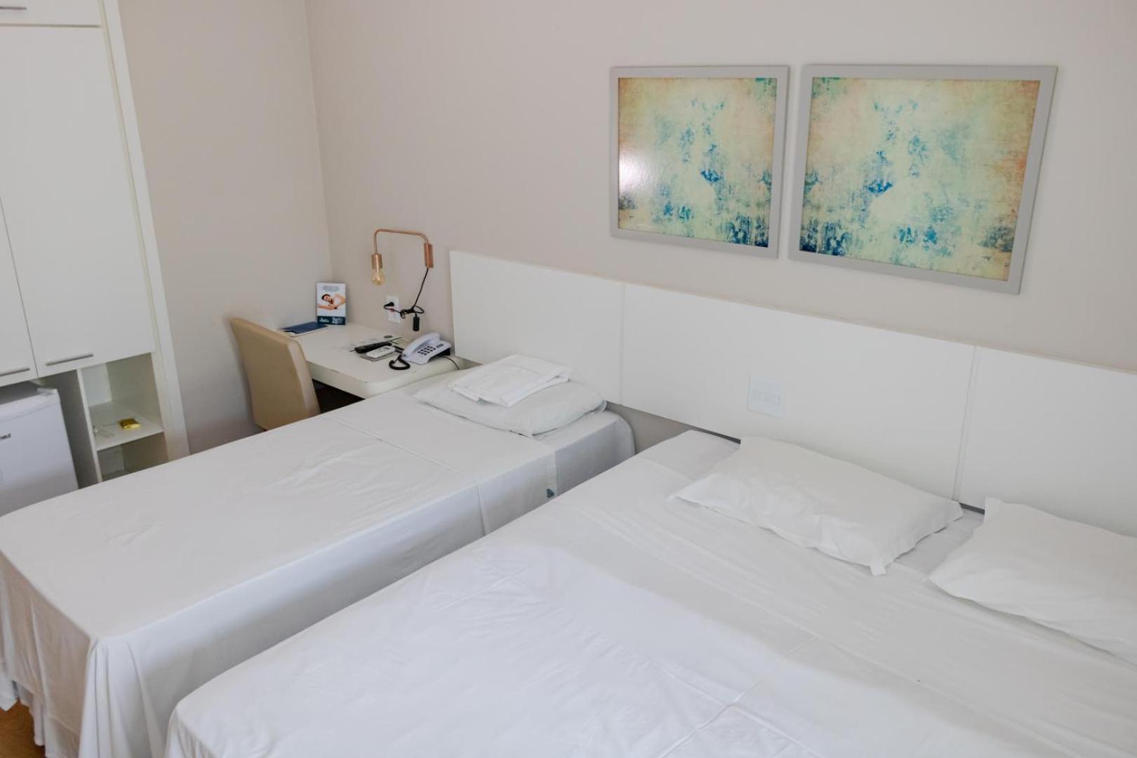 Deluxe Room - Photo 6