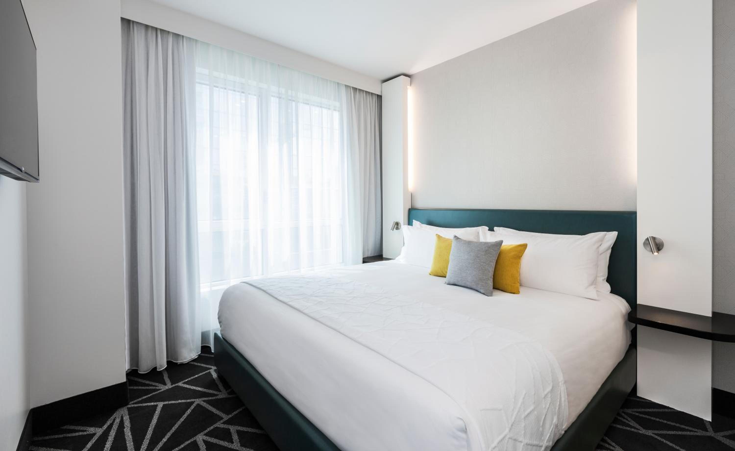 Crystal Suite - Photo 4