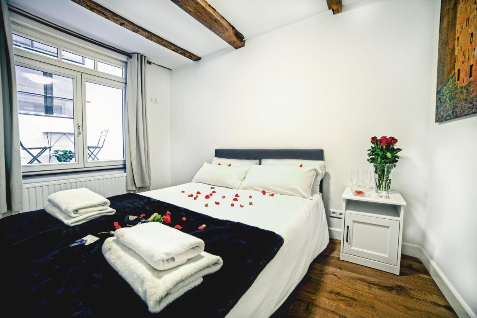 Double Room with Private Bathroom photo 3