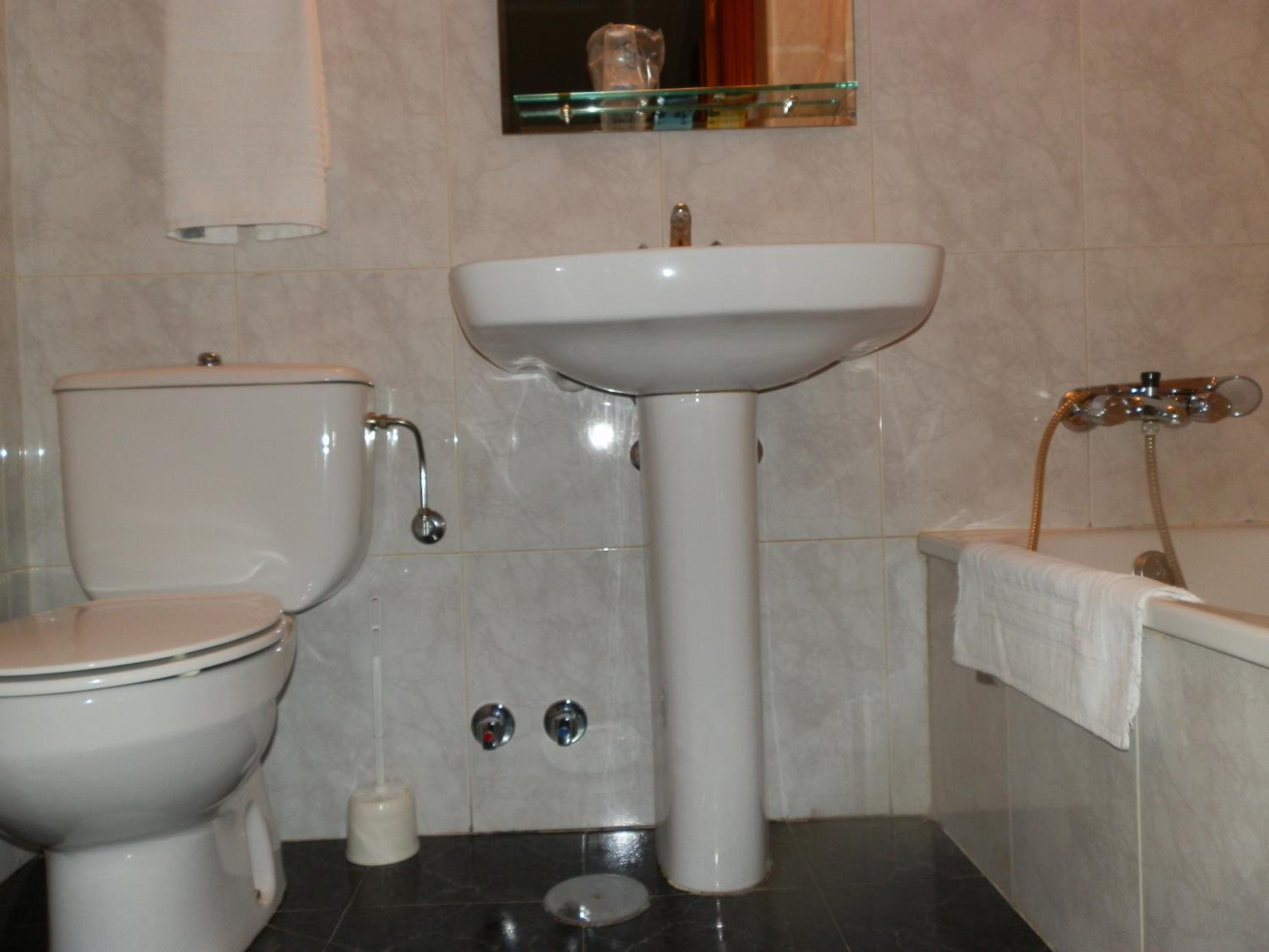 Single Room photo 2