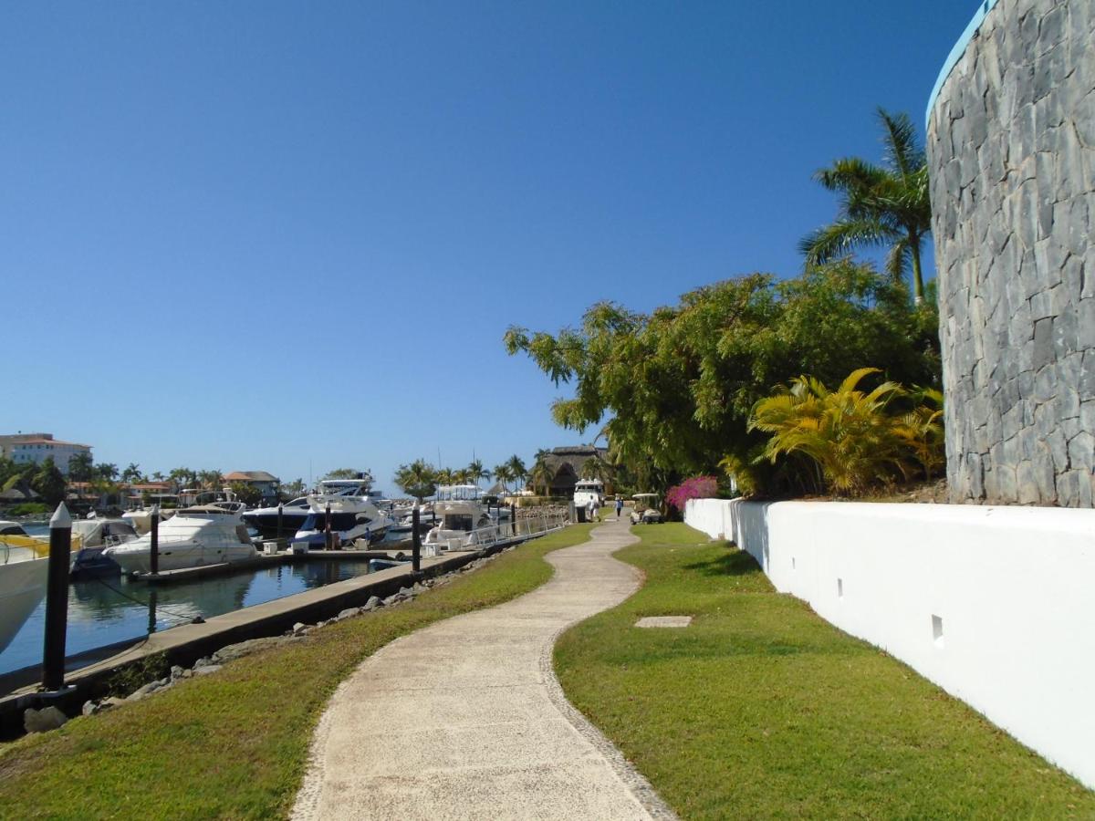 Villa photo 3