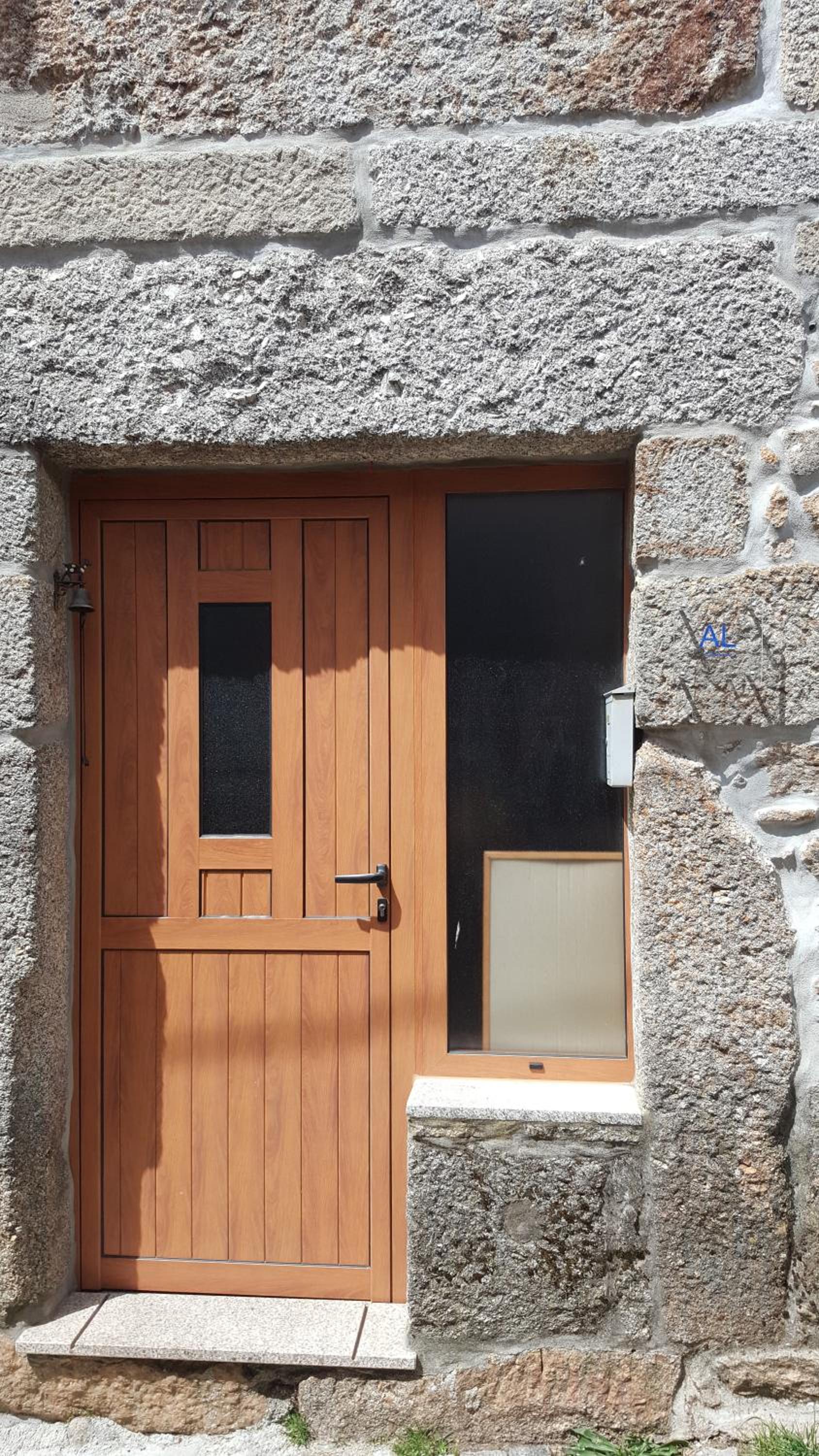 Three-Bedroom House - Photo 15