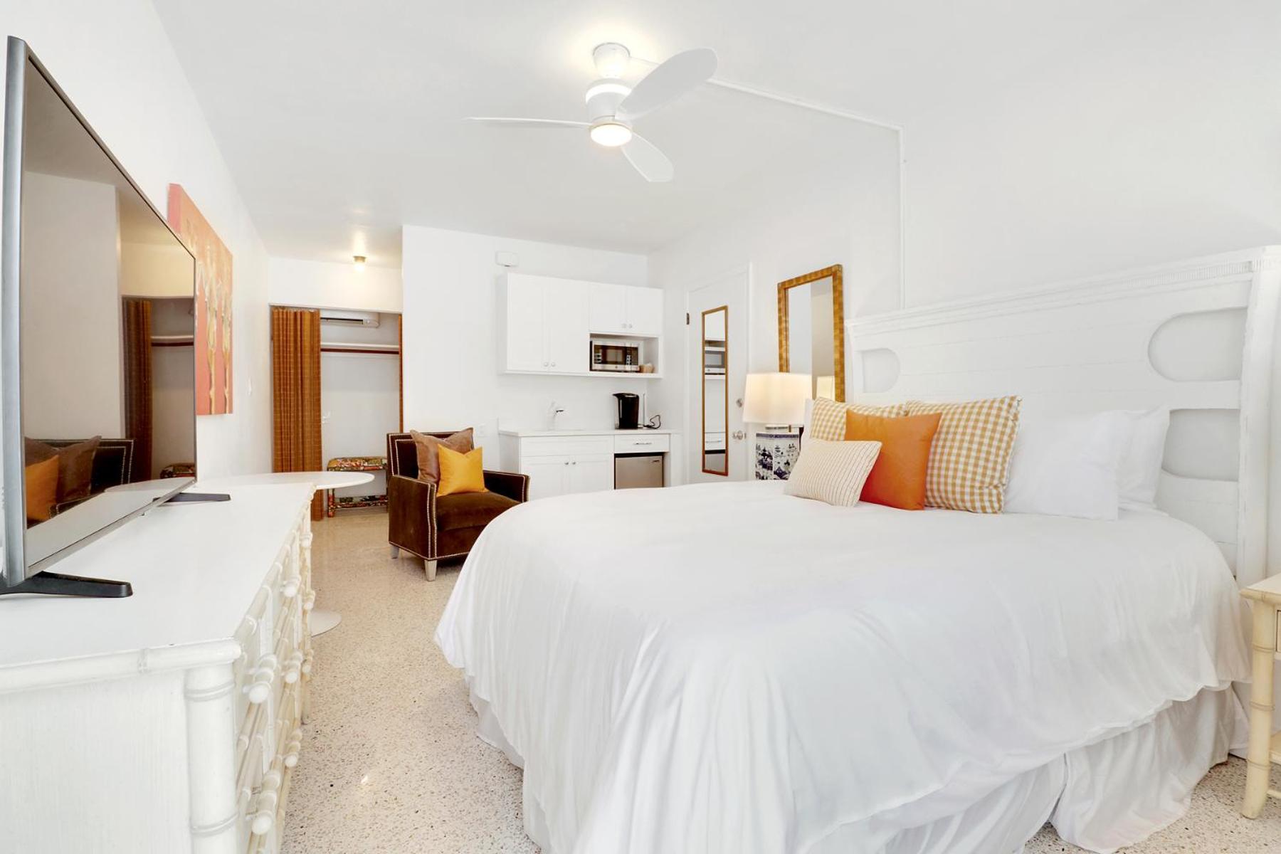 Queen Room - Photo 3