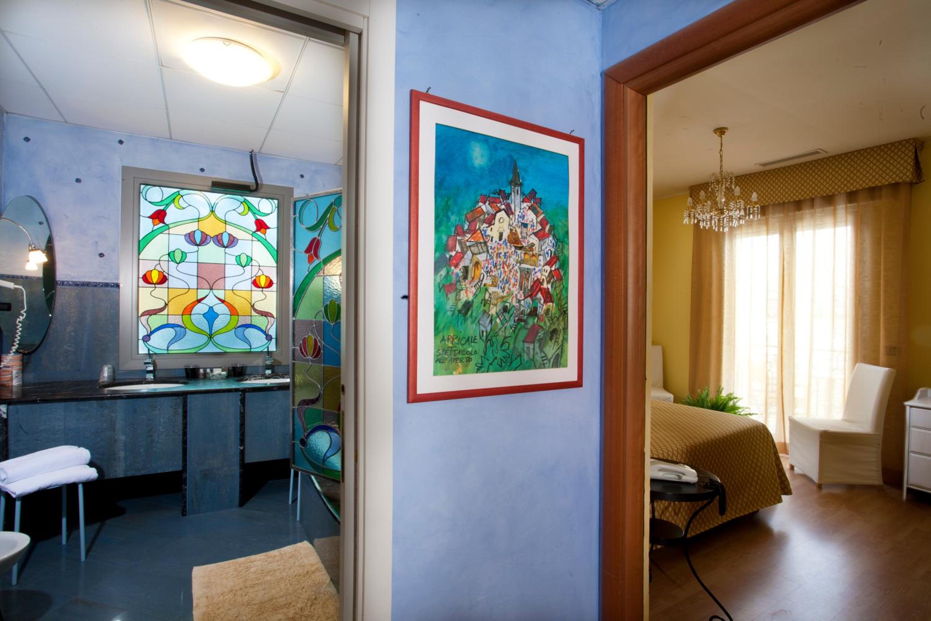 Suite with Sea View photo 2