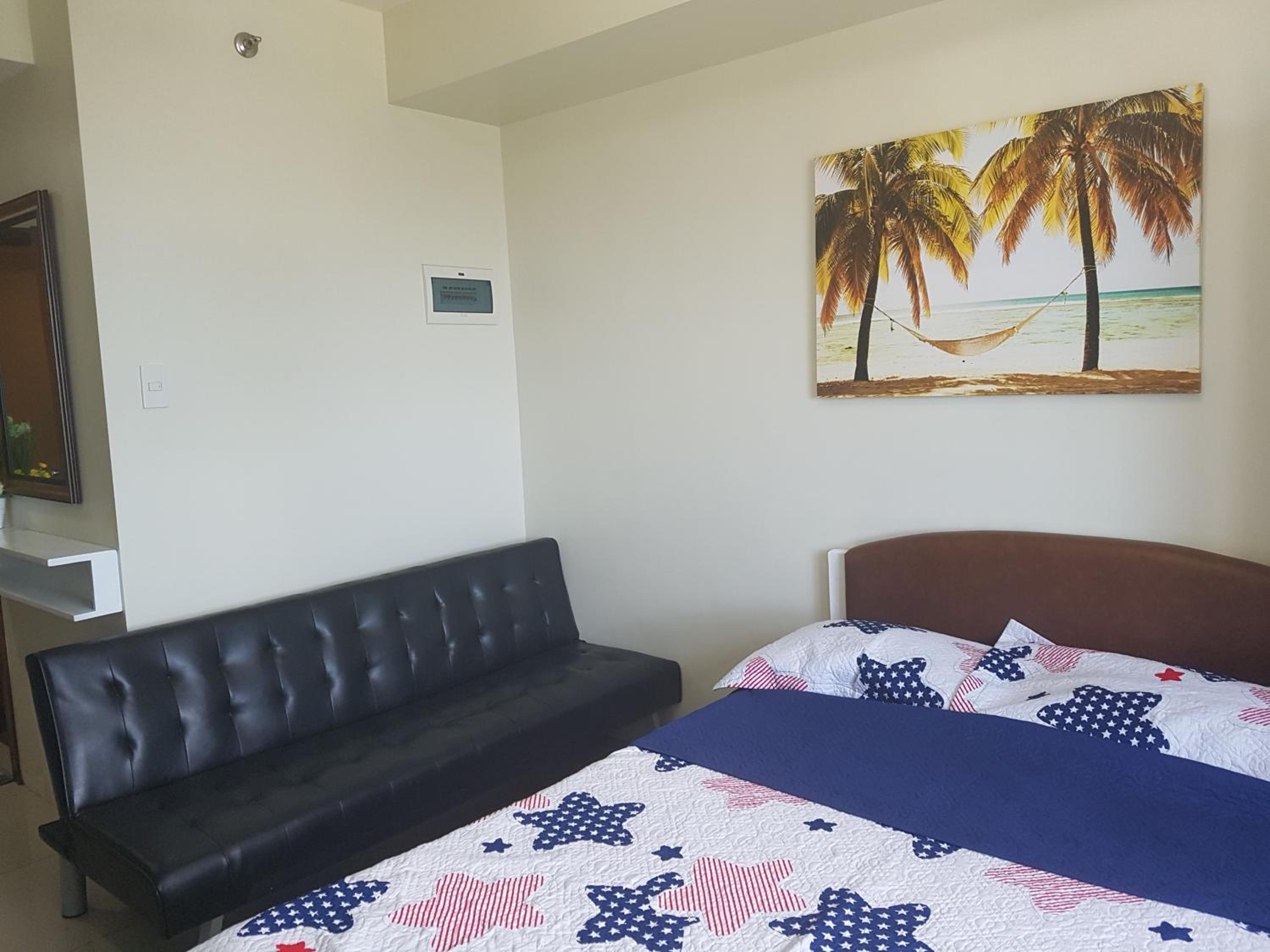 Studio Apartment - Photo 24