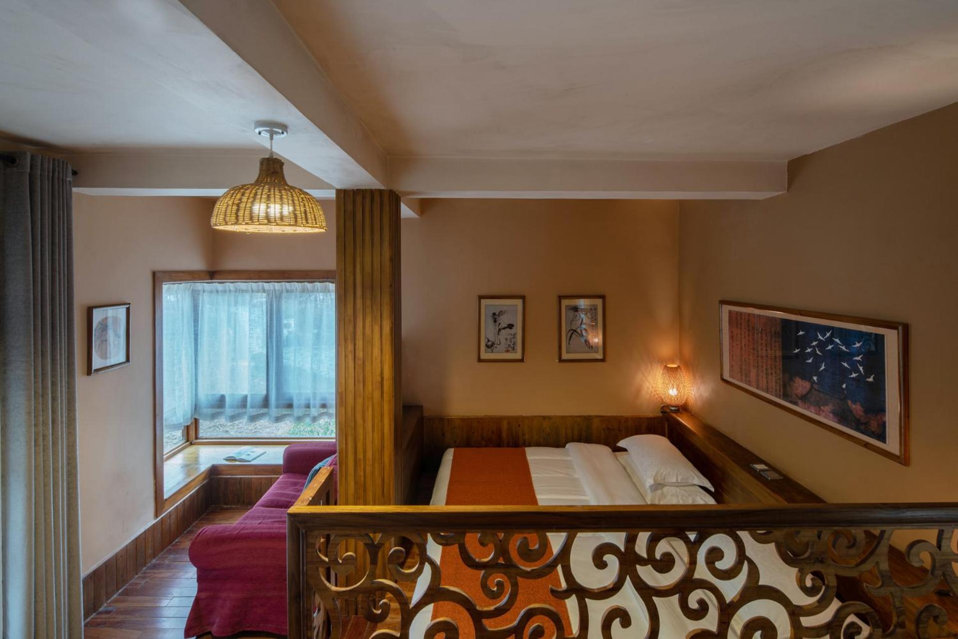 Deluxe Family Suite with Balcony
