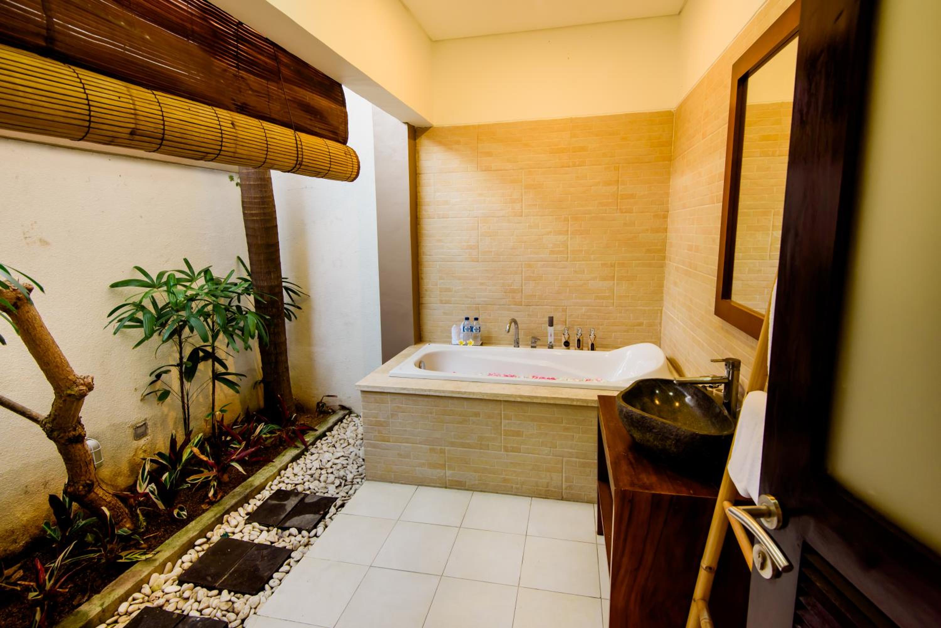  Three Bedroom Villa with Private Pool photo 3