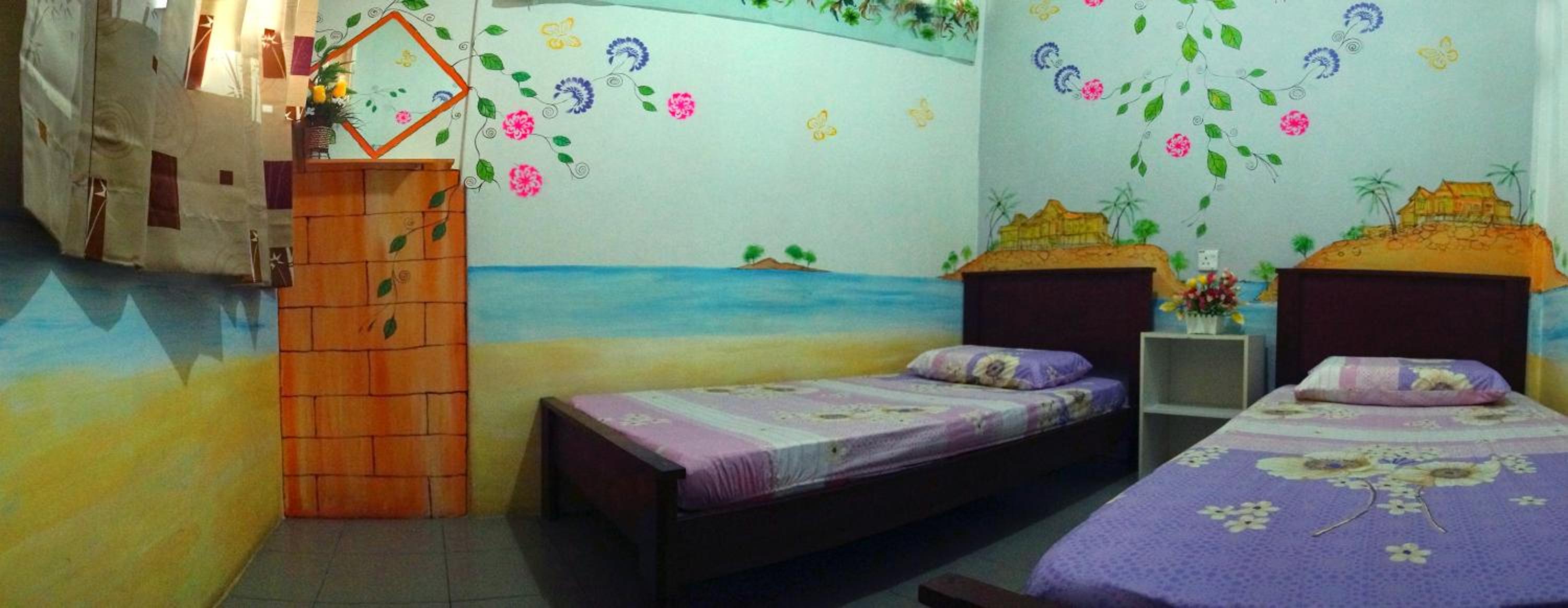 Standard Twin Room with Shared Bathroom