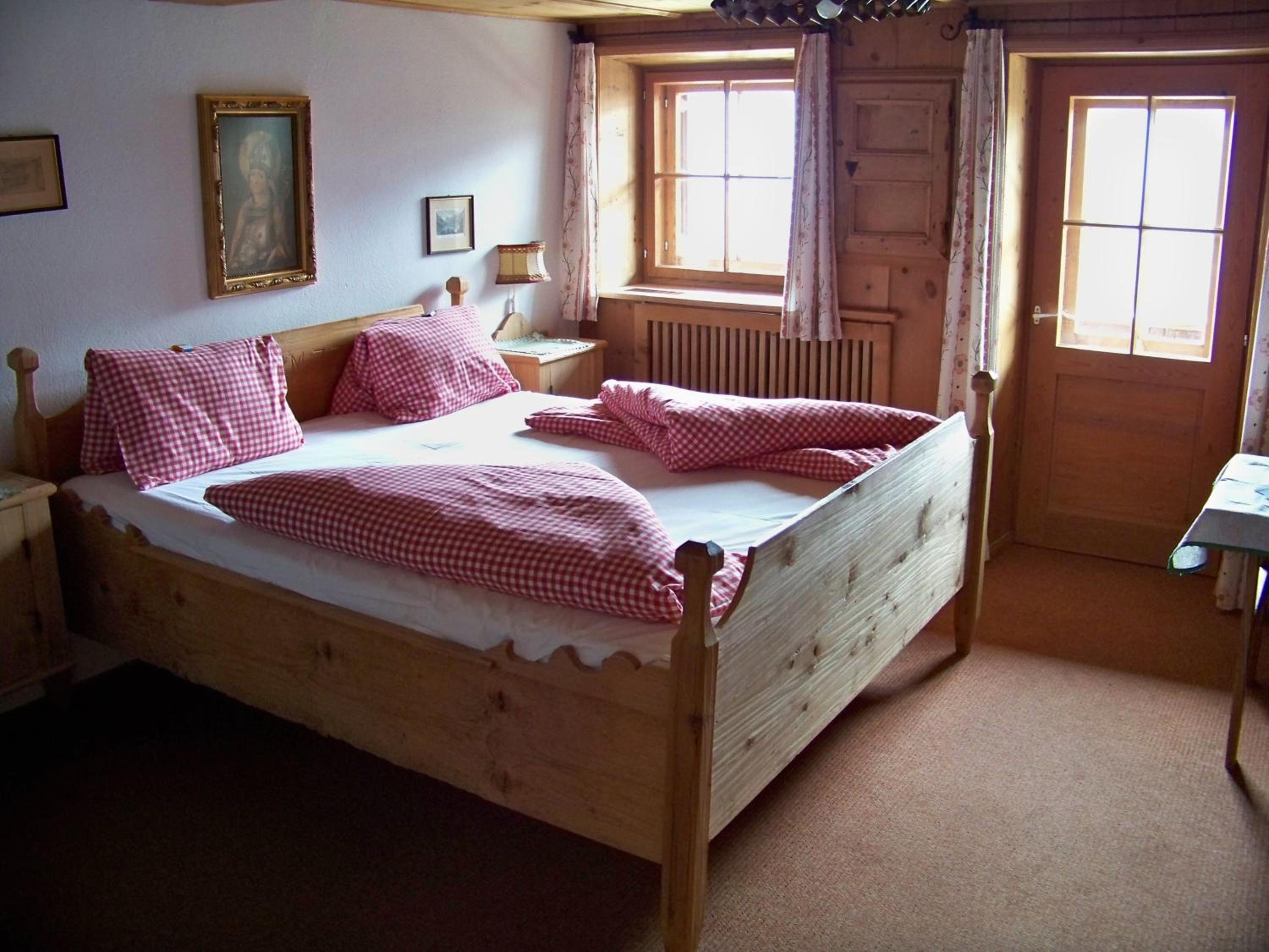 Basic Double Room with Shared Shower photo 2