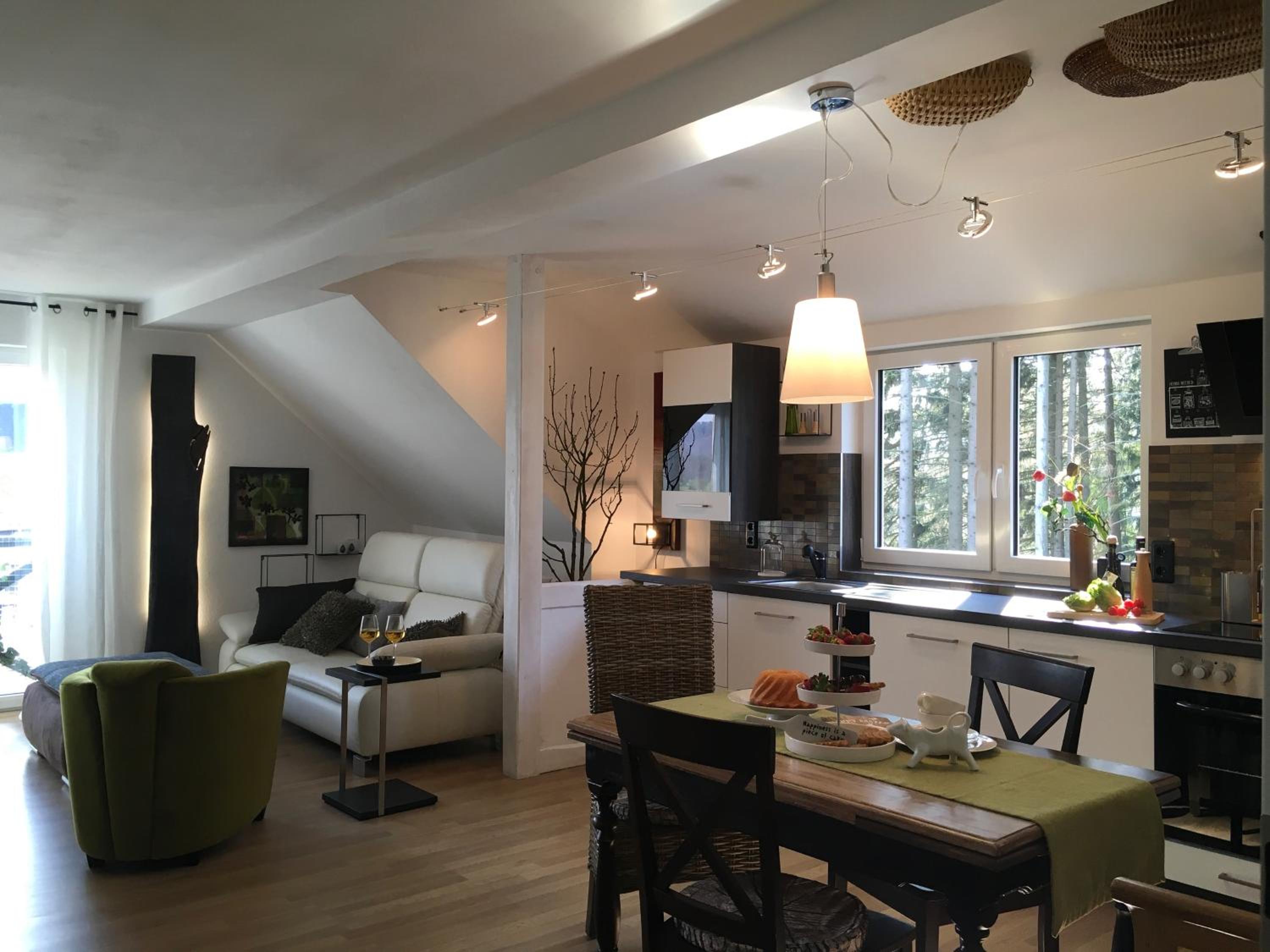 Apartment with Mountain View photo 3