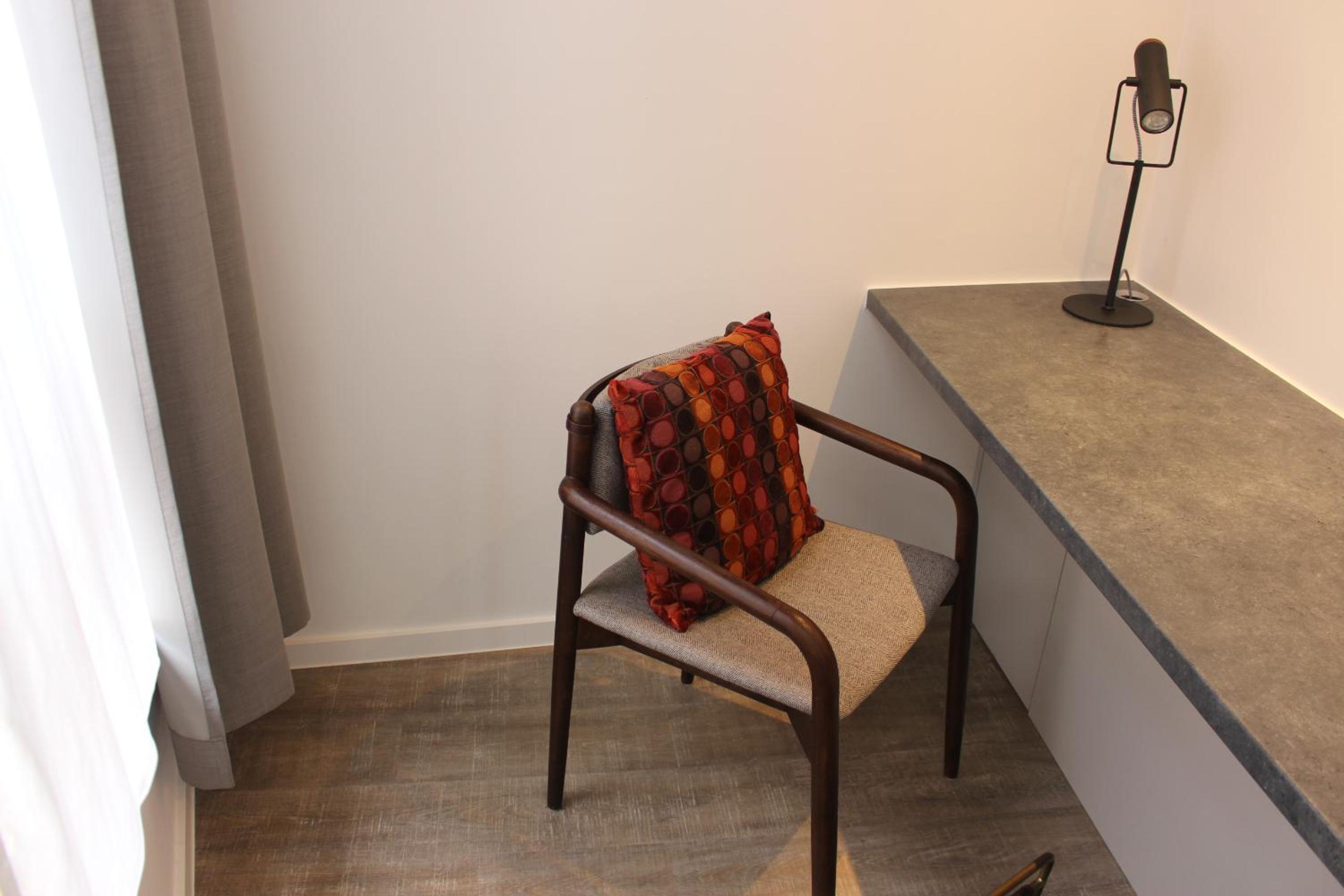 Deluxe King Room - Photo 27