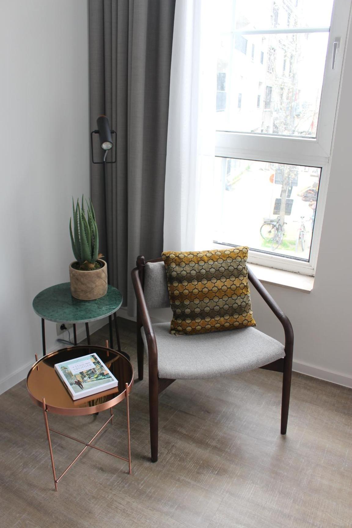 Deluxe King Room - Photo 24