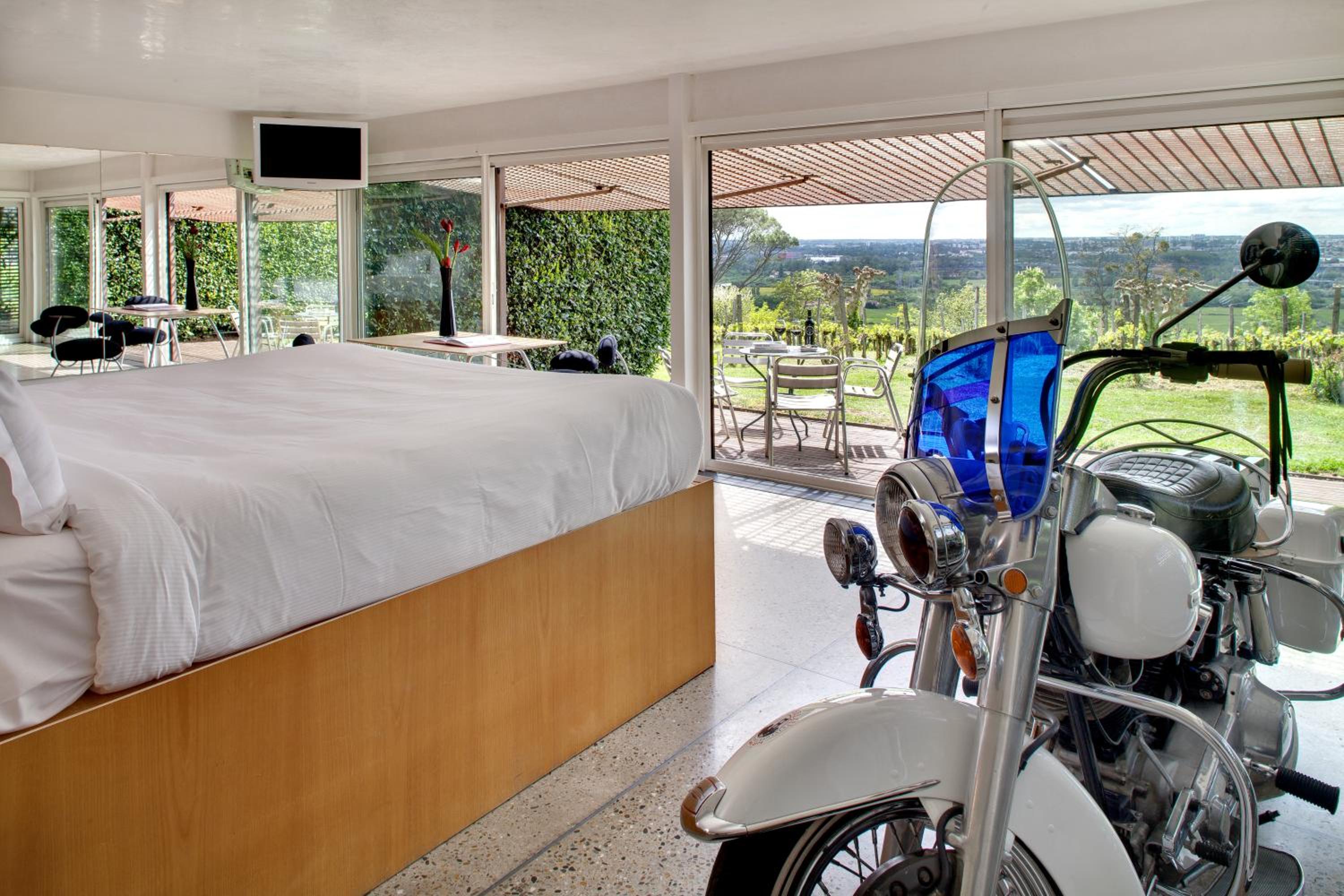 Suite with Terrace photo 3