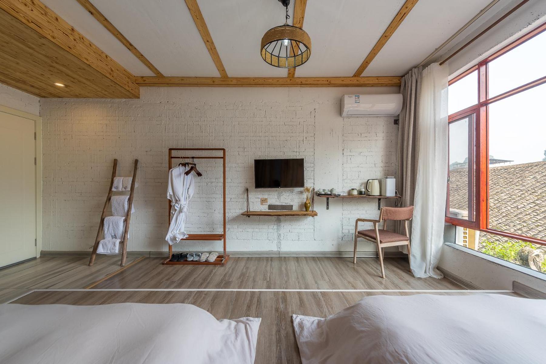 Double Room with Two Double Beds photo 3