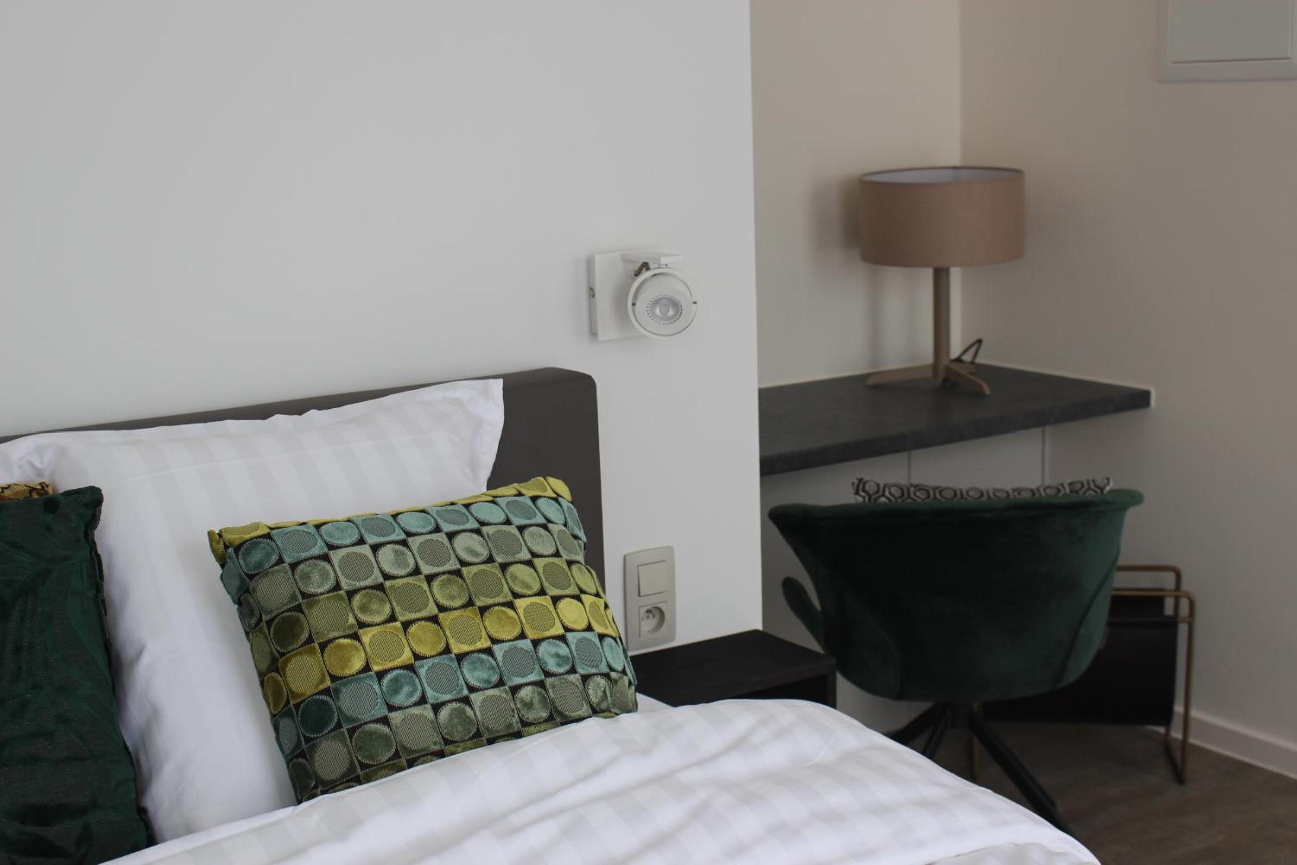 Deluxe Room - Photo 4