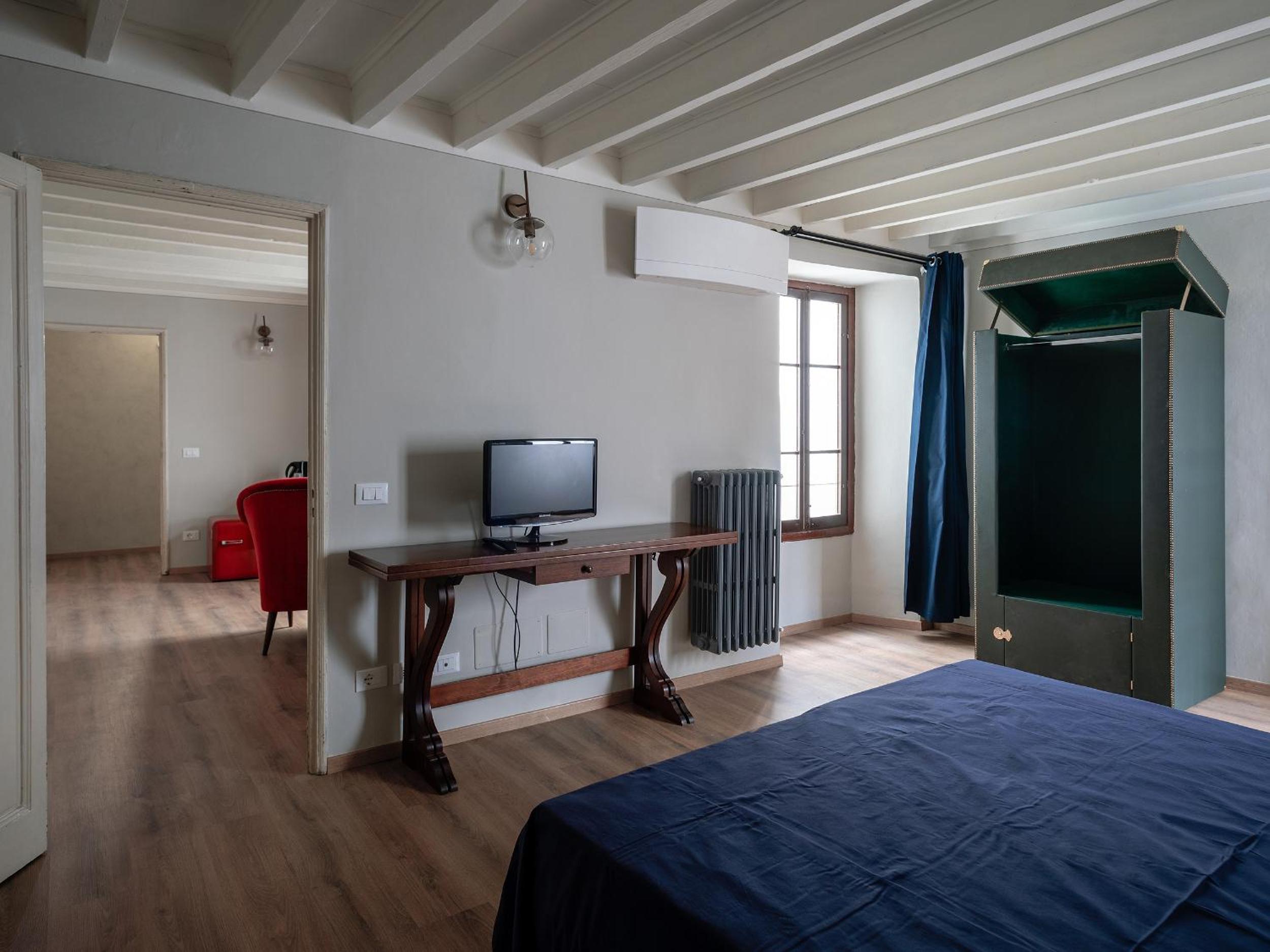 Standard Double or Twin Room photo 1